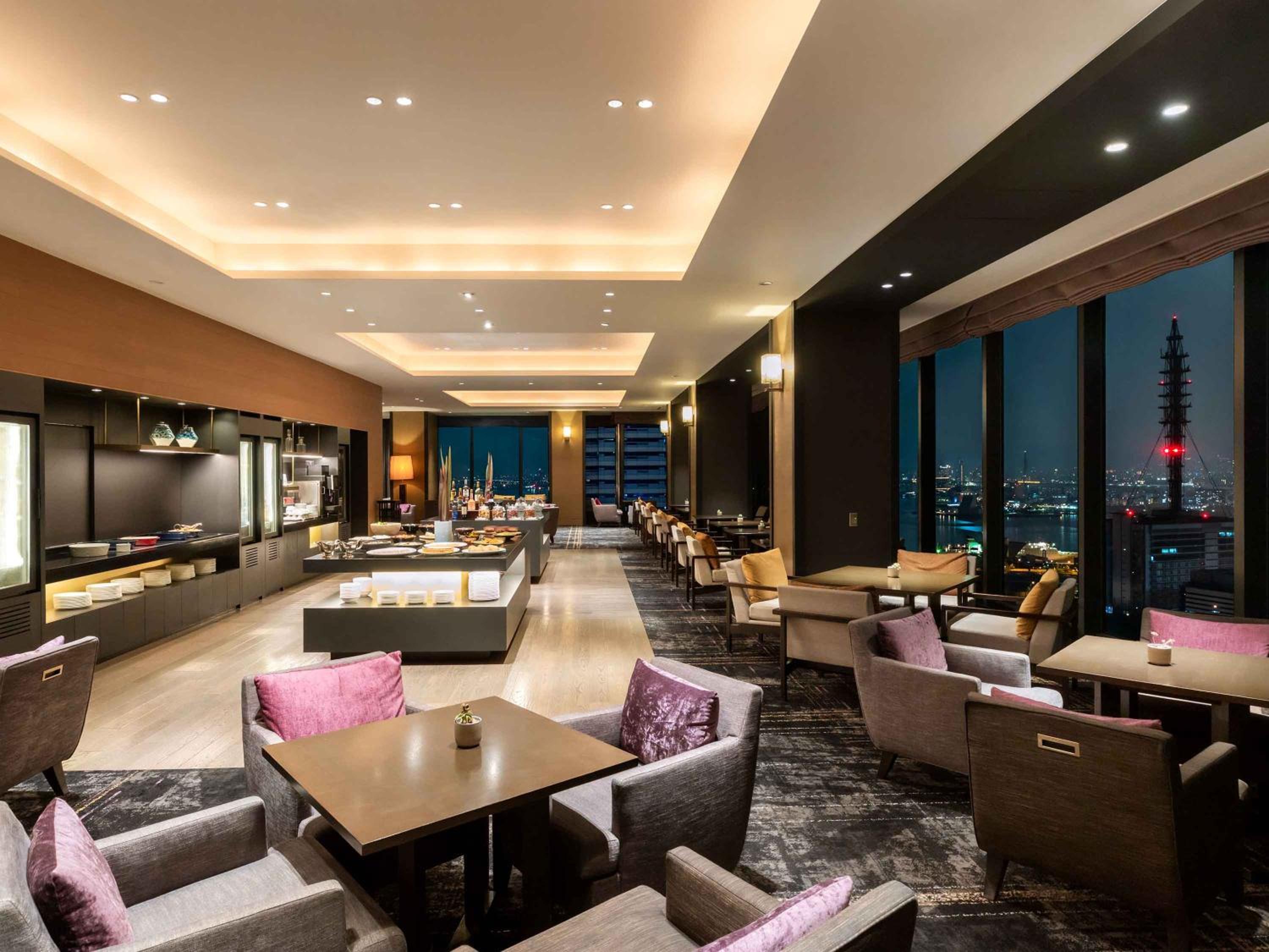 Grand Prince Hotel Osaka Bay 8