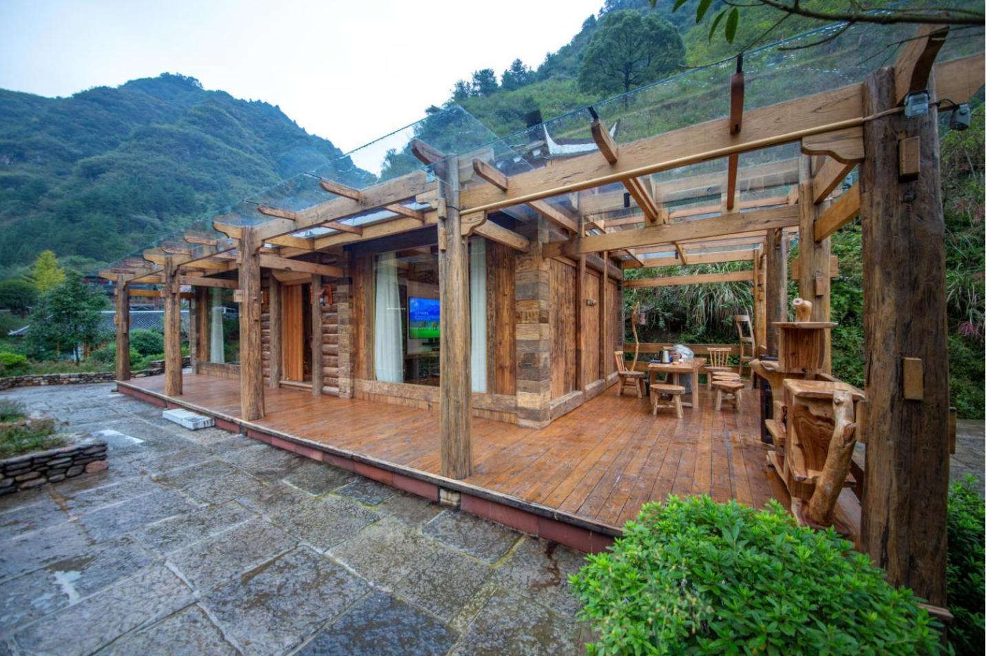 Homestead Hideaway