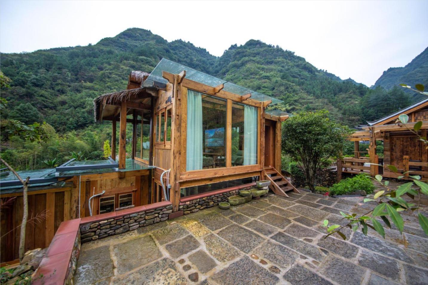 Homestead Hideaway