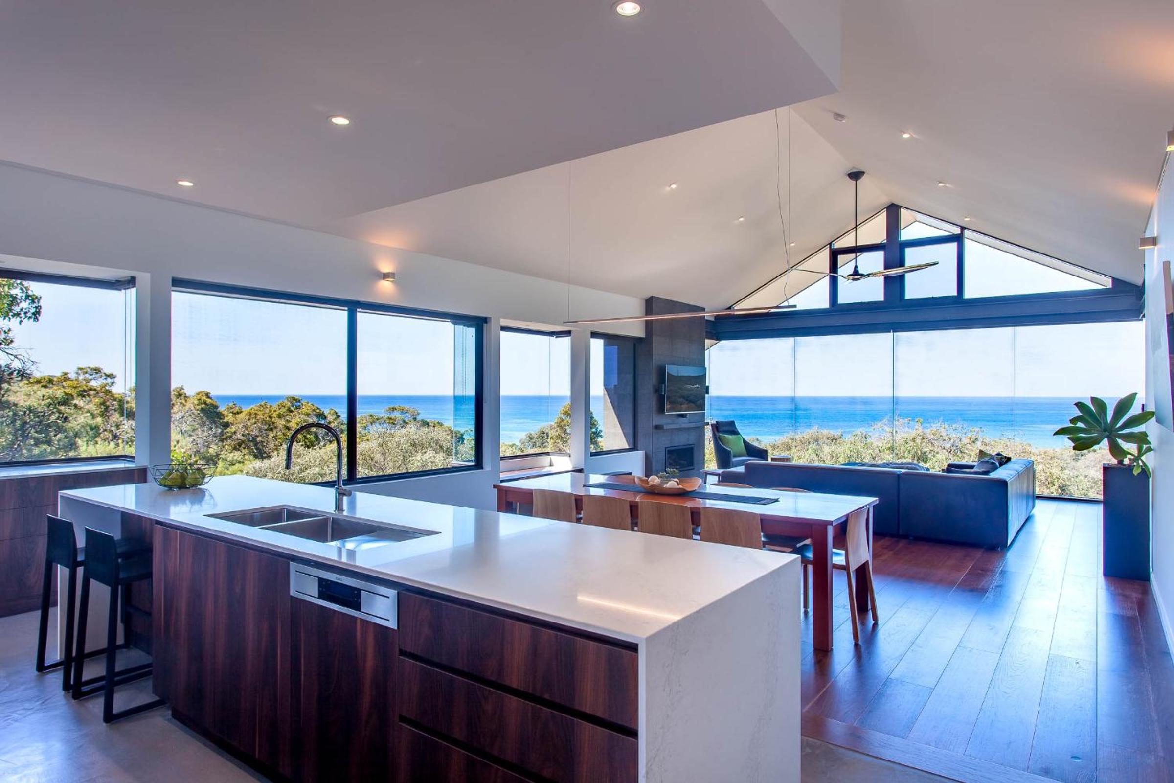 Panorama I Private Properties