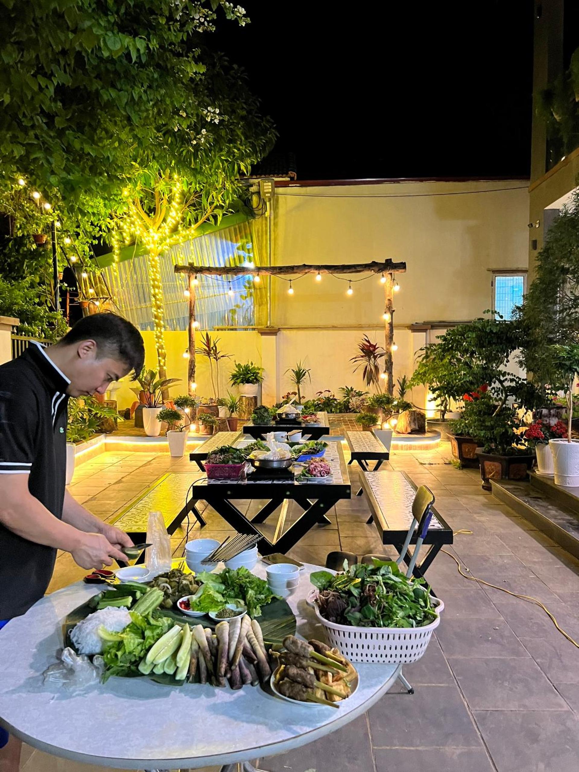 dining