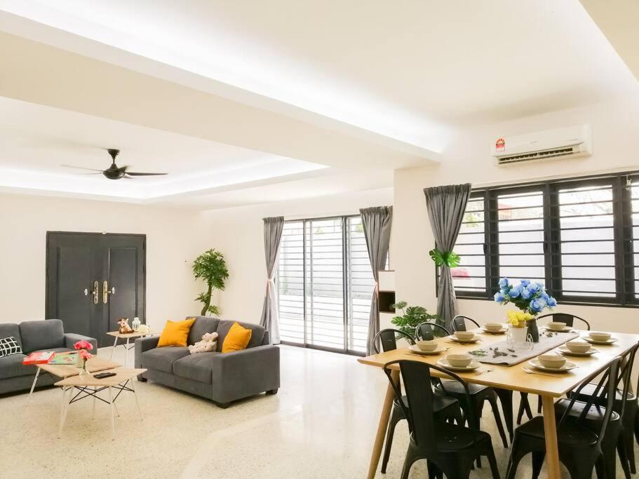 The 29 Bungalow Setapak KL by Manhattan Group