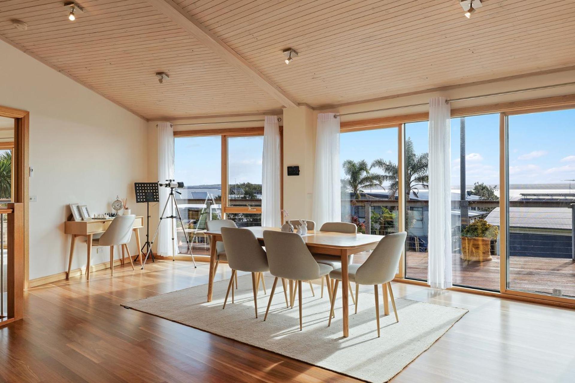 Bayside Oceanview Getaway