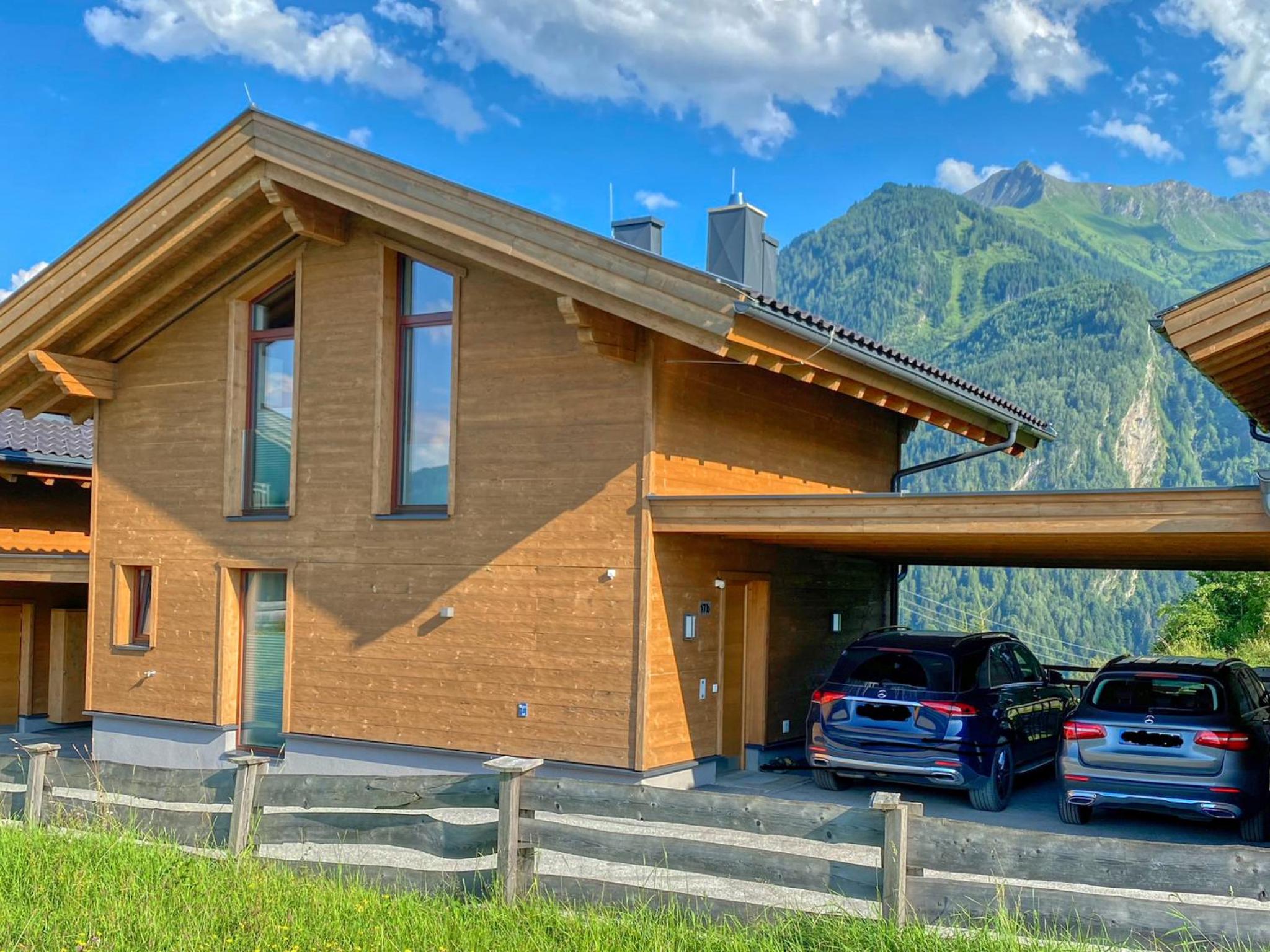 Ski-in Ski-out Chalet Maiskogel