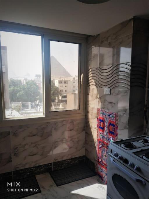 Magical Pyramids View Apartment