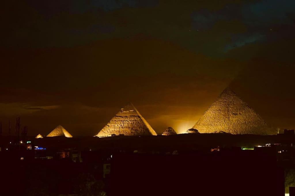 Magical Pyramids View Apartment