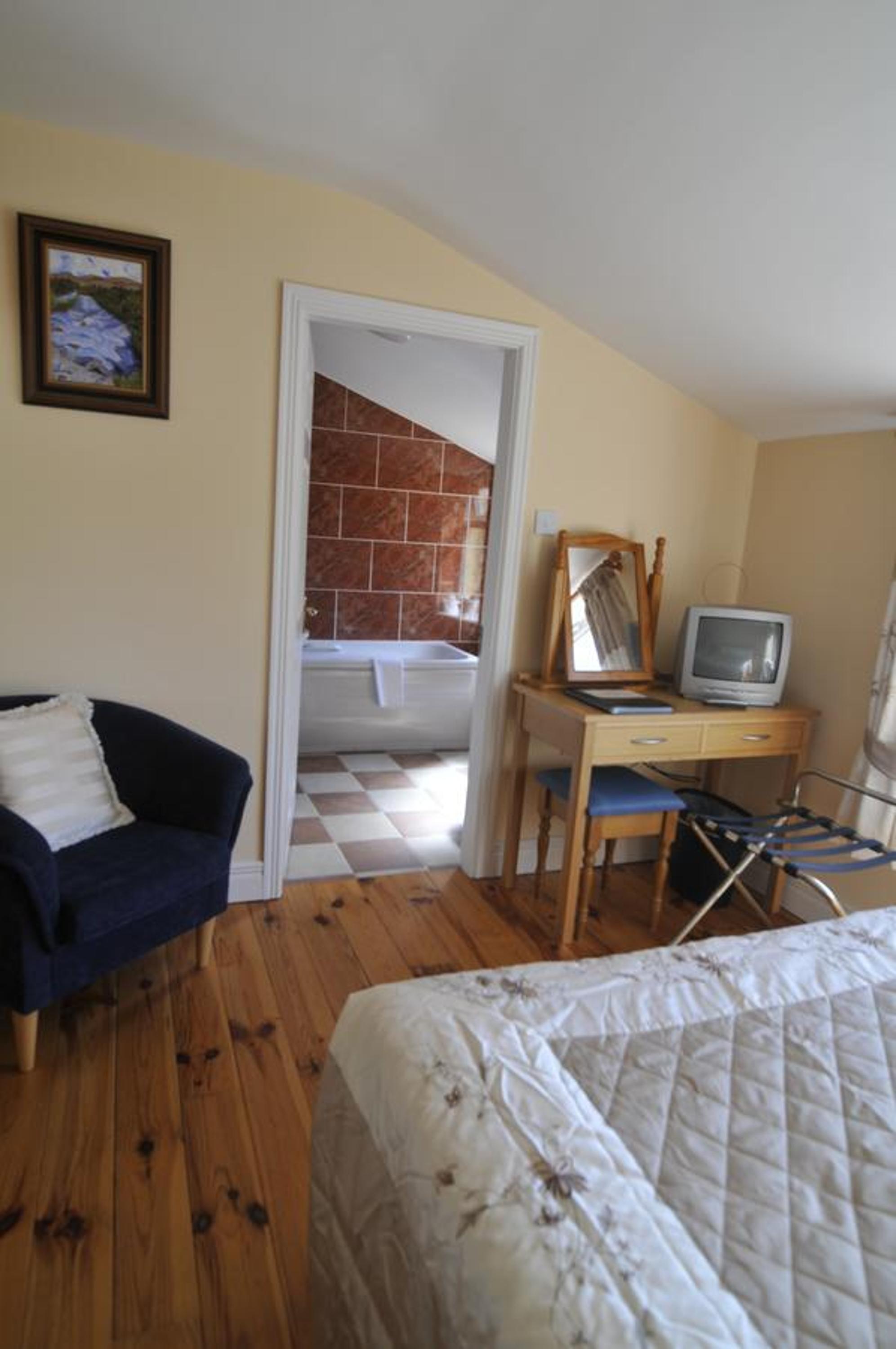 Carrowntober House B & B