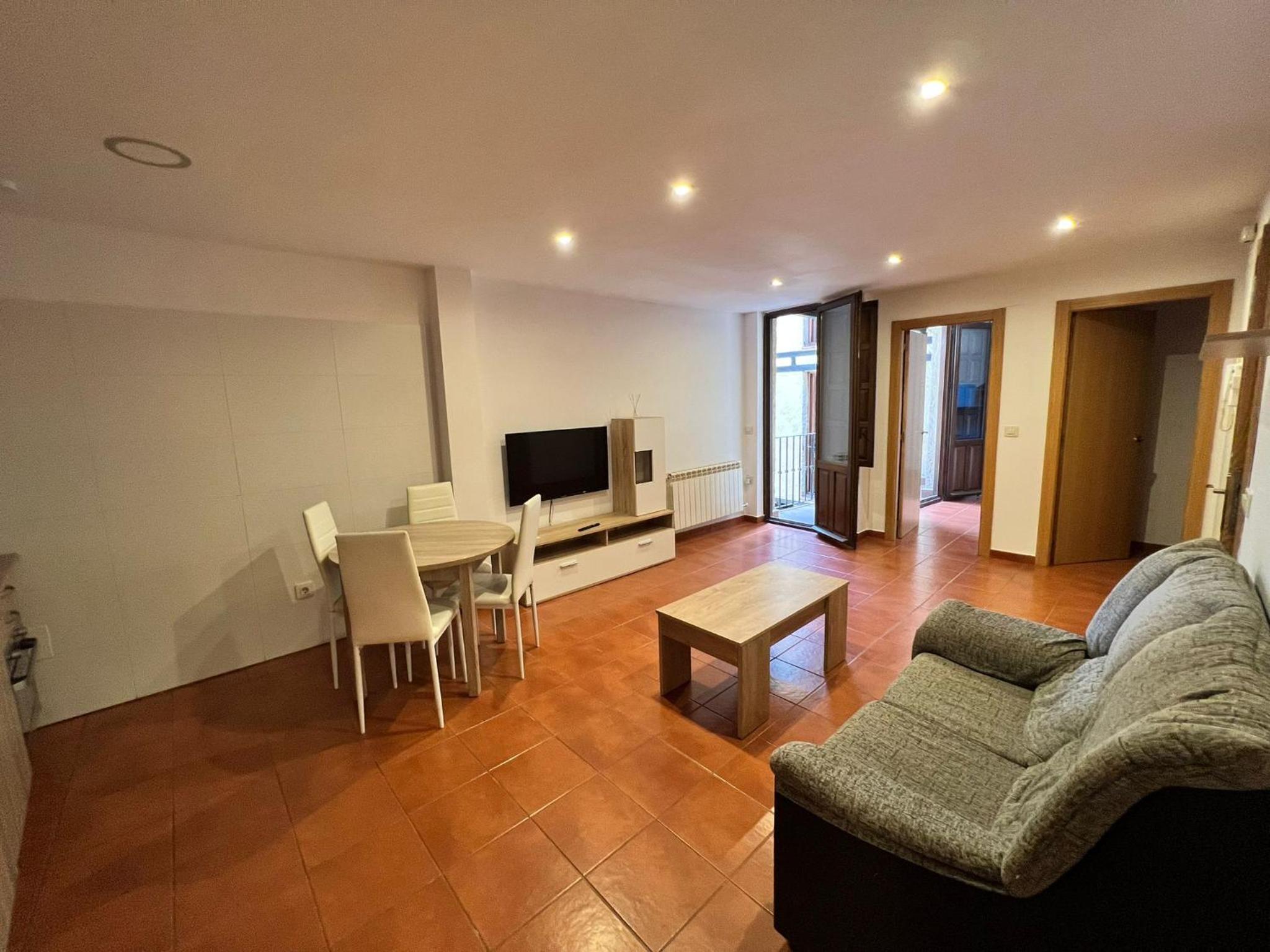Apartamentos Raíces