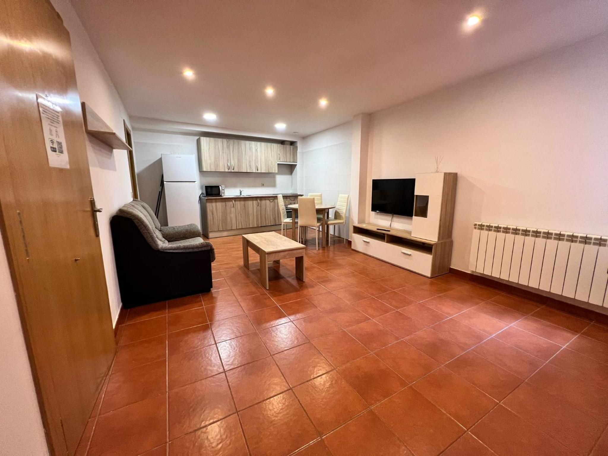 Apartamentos Raíces