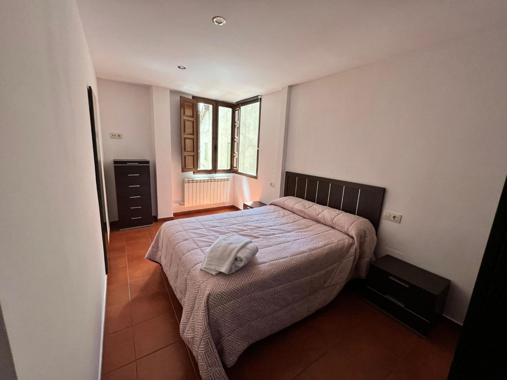 Apartamentos Raíces