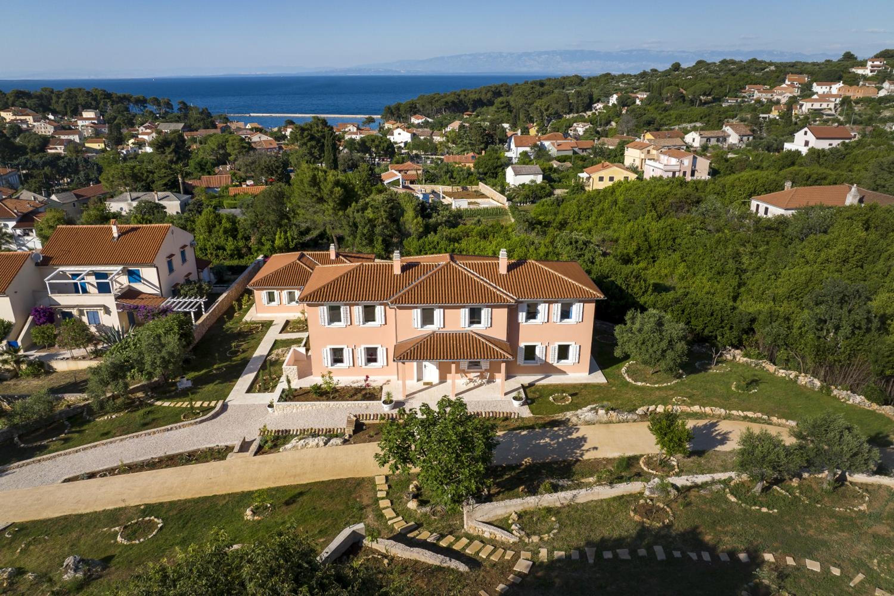 Giardin Retreat