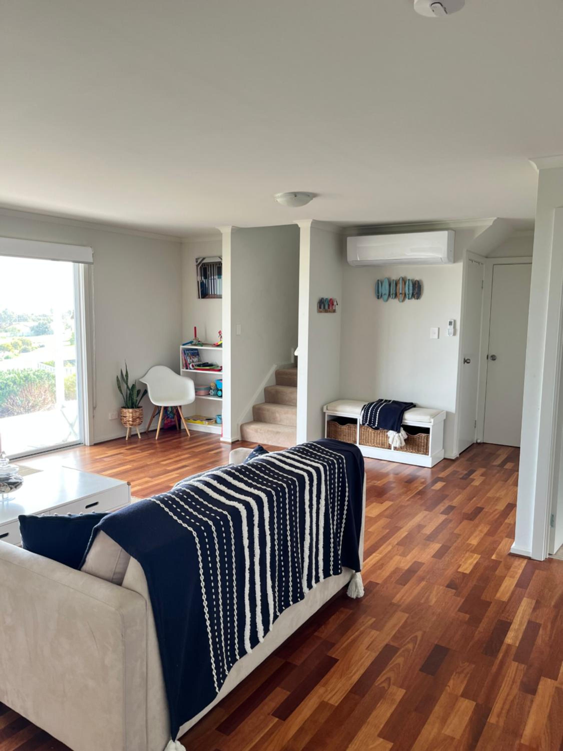 One Merino Panoramic Beach House Modern Sleeps 10