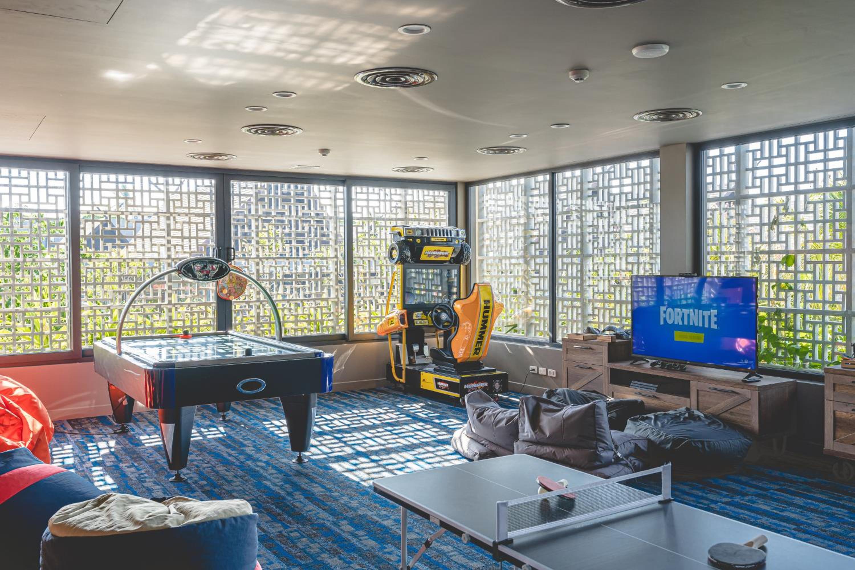 activities & amenities