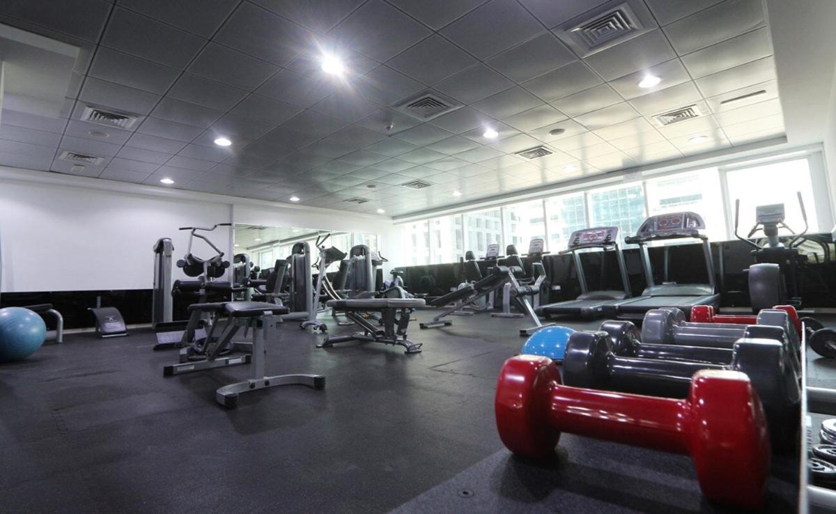 MP12 - Luxurious 2BR in Marina Pinnacle Tower