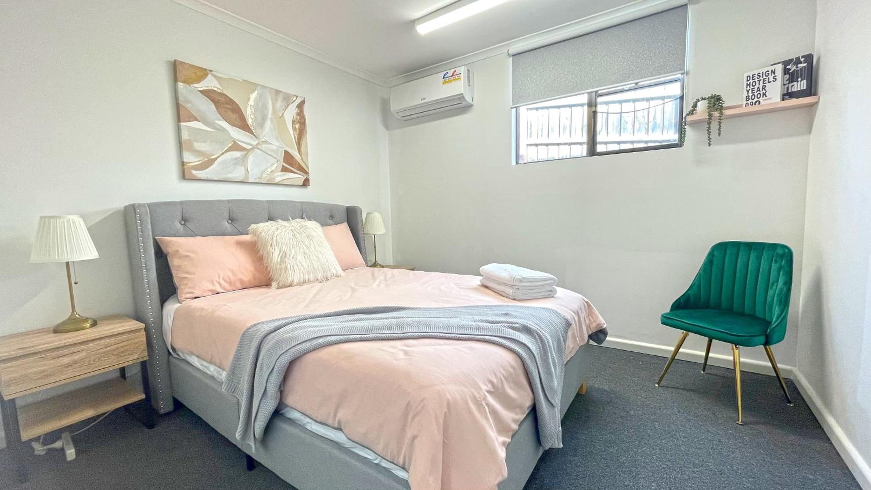 Pet Friendly Well-appointed 3BM Retreat Parking Netflix