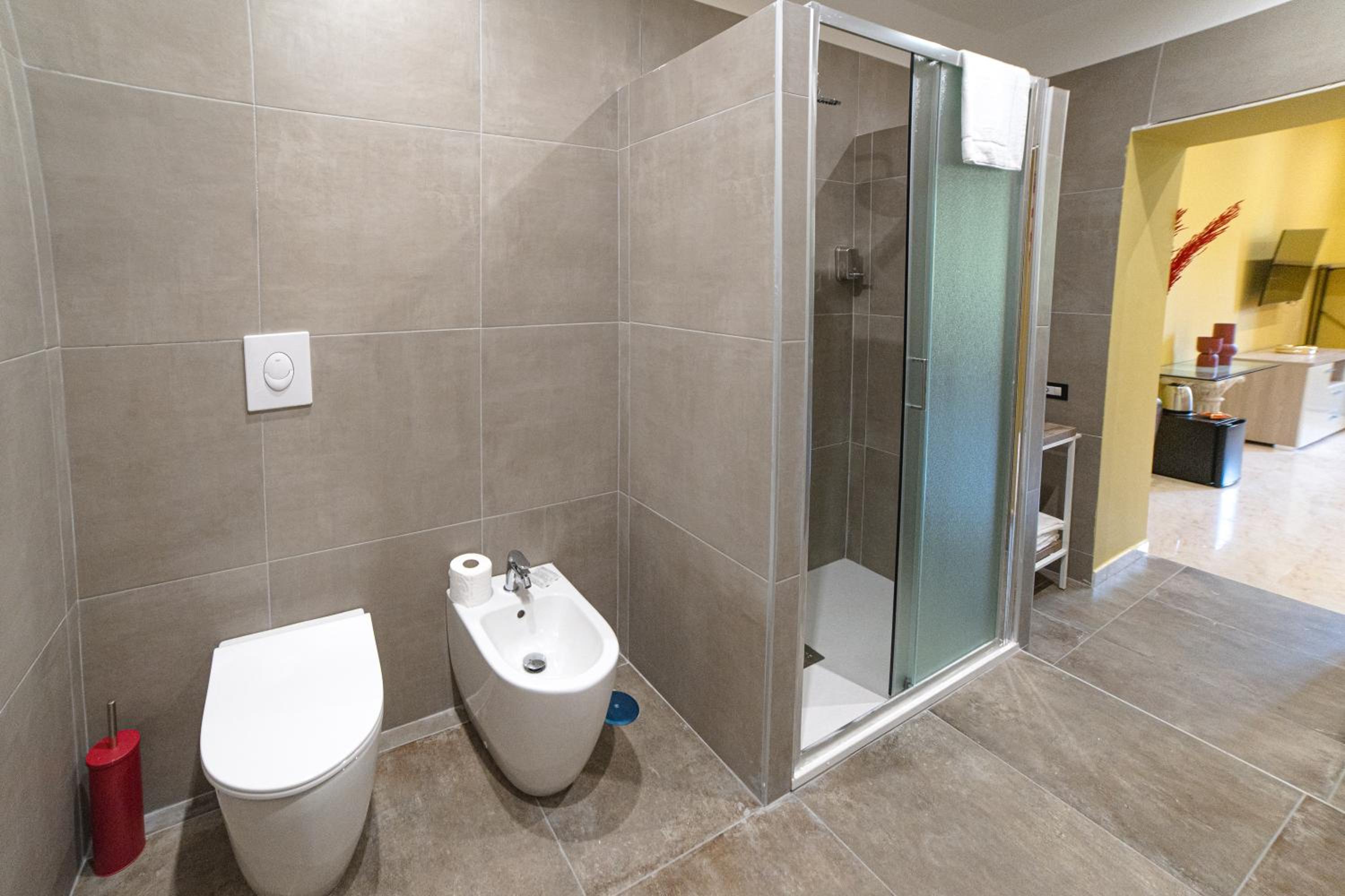 Foria 242 Rooms