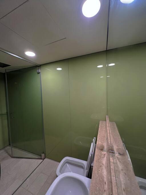 KLCC Skysuites with Private Balcony and Terrace