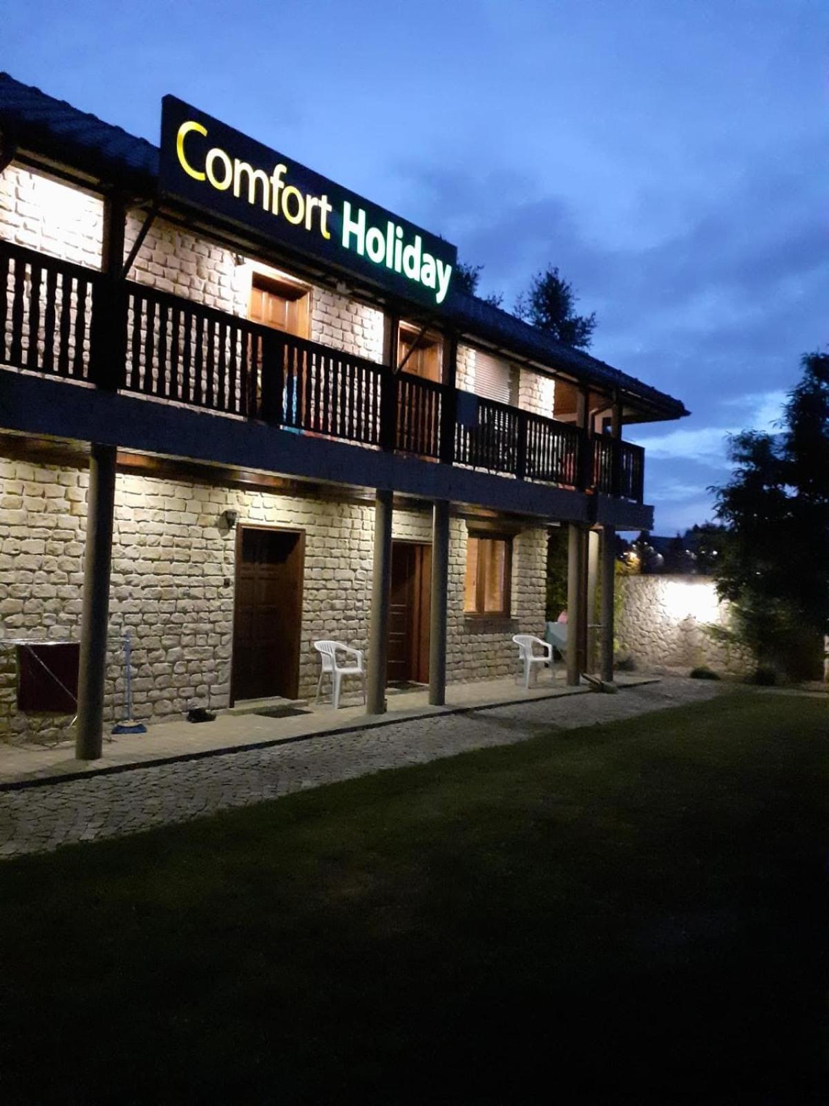 Comfort Holiday view 2