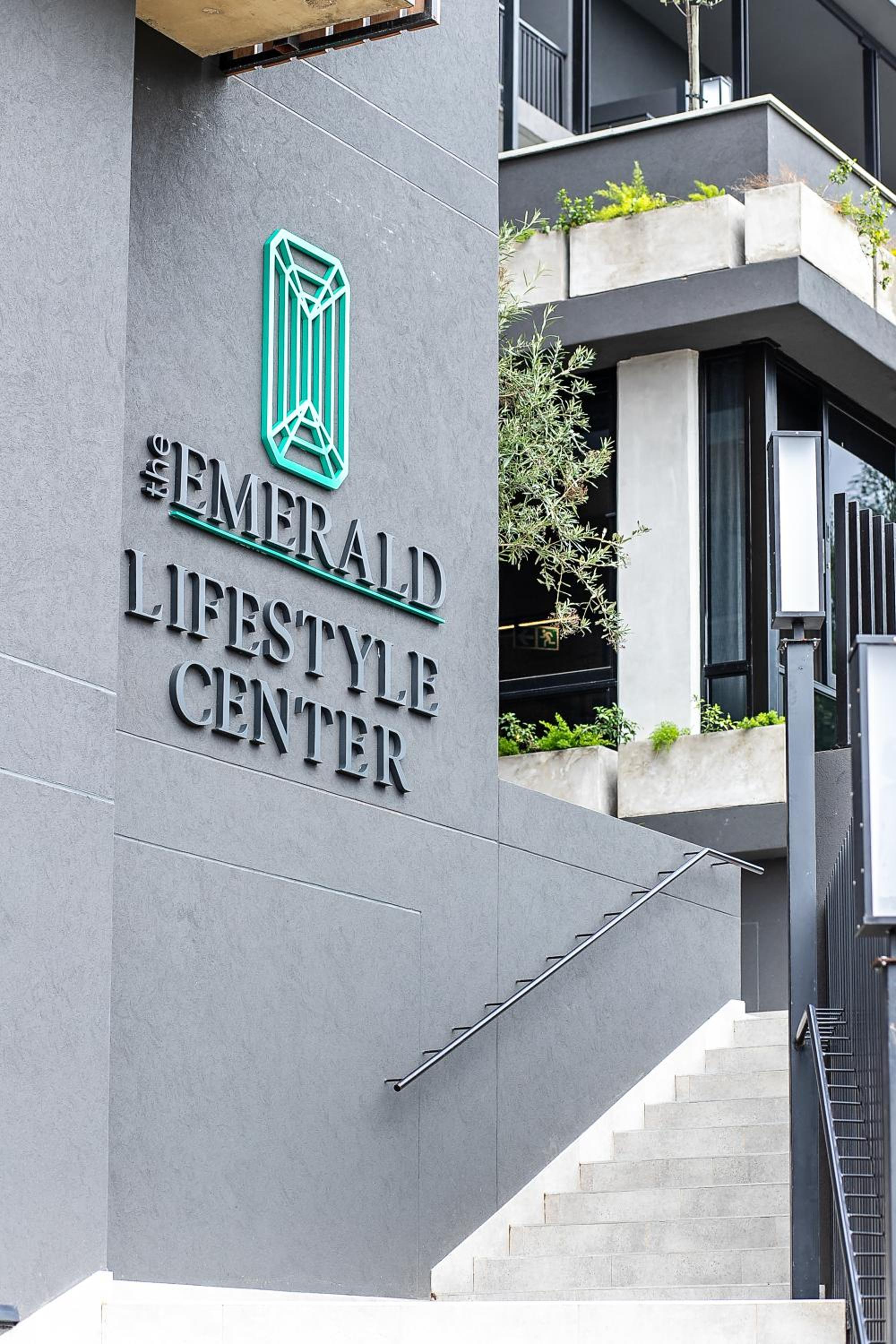 The Emerald 42