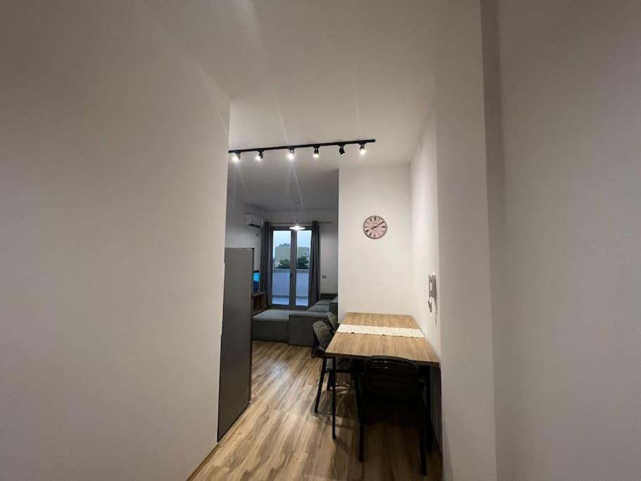Thyamis Apartment