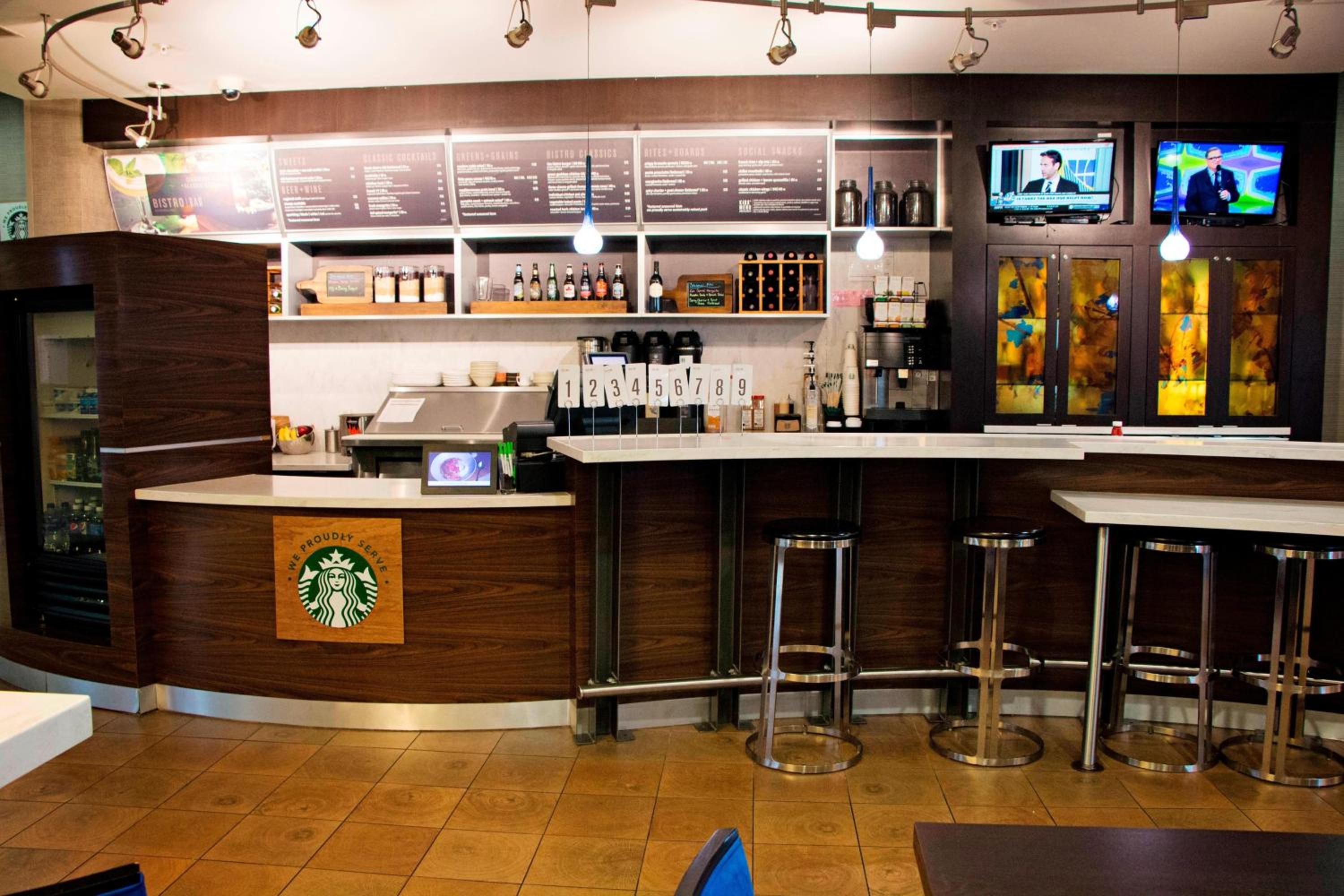 Coldwater Vacations - Courtyard by Marriott Battle Creek - Property Image 1