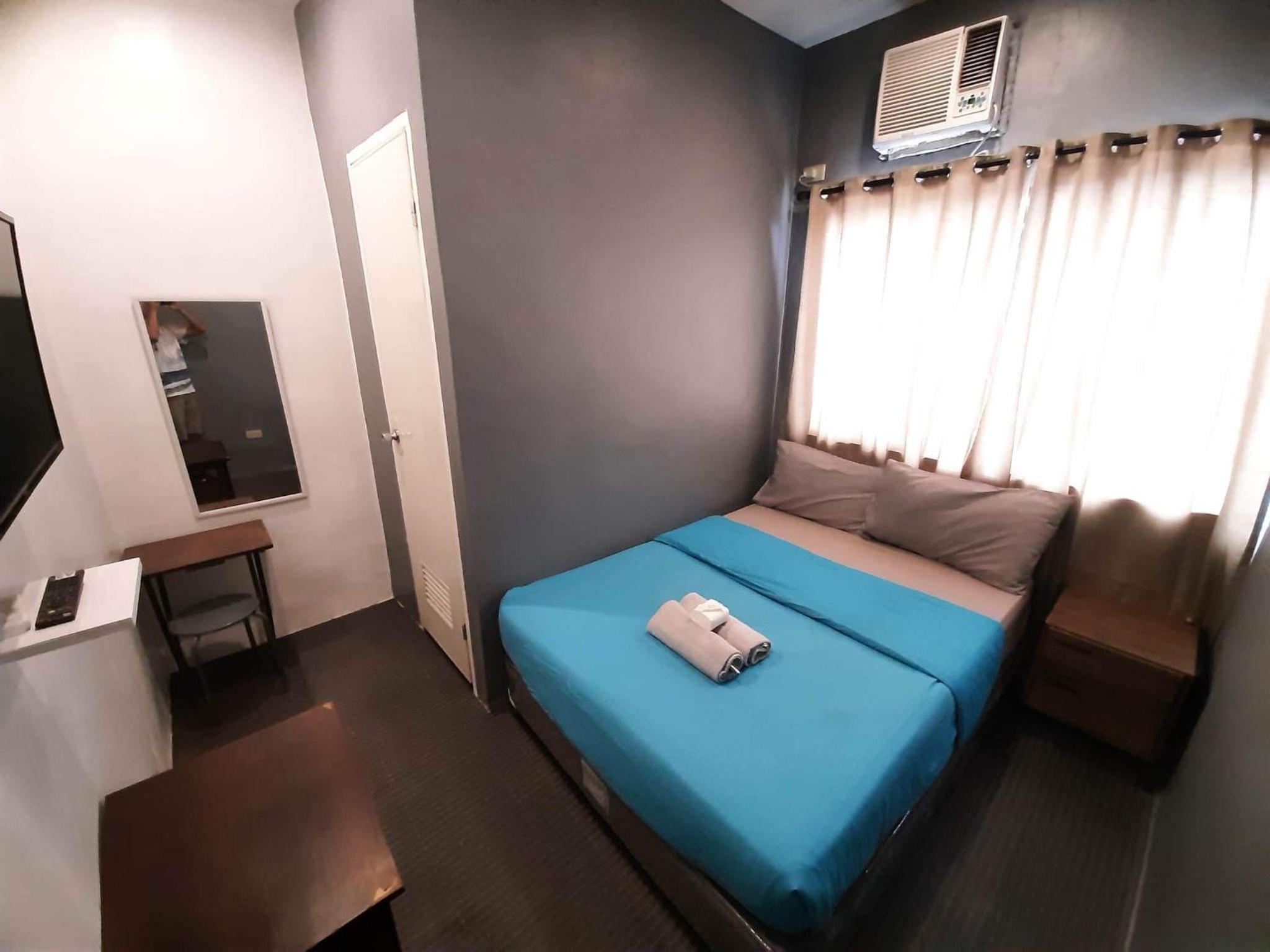 Hometown Hotel - Lacson Bacolod