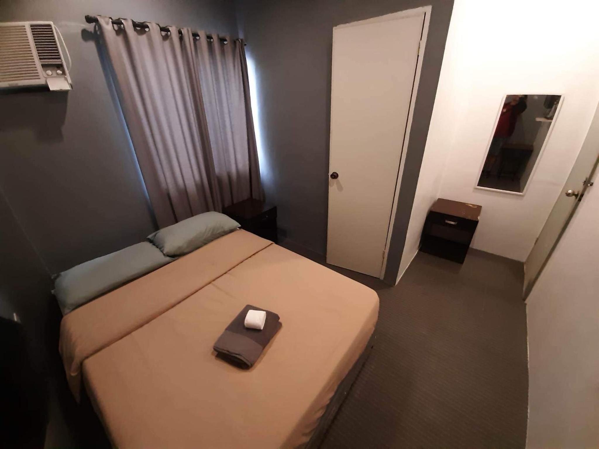 Hometown Hotel - Lacson Bacolod