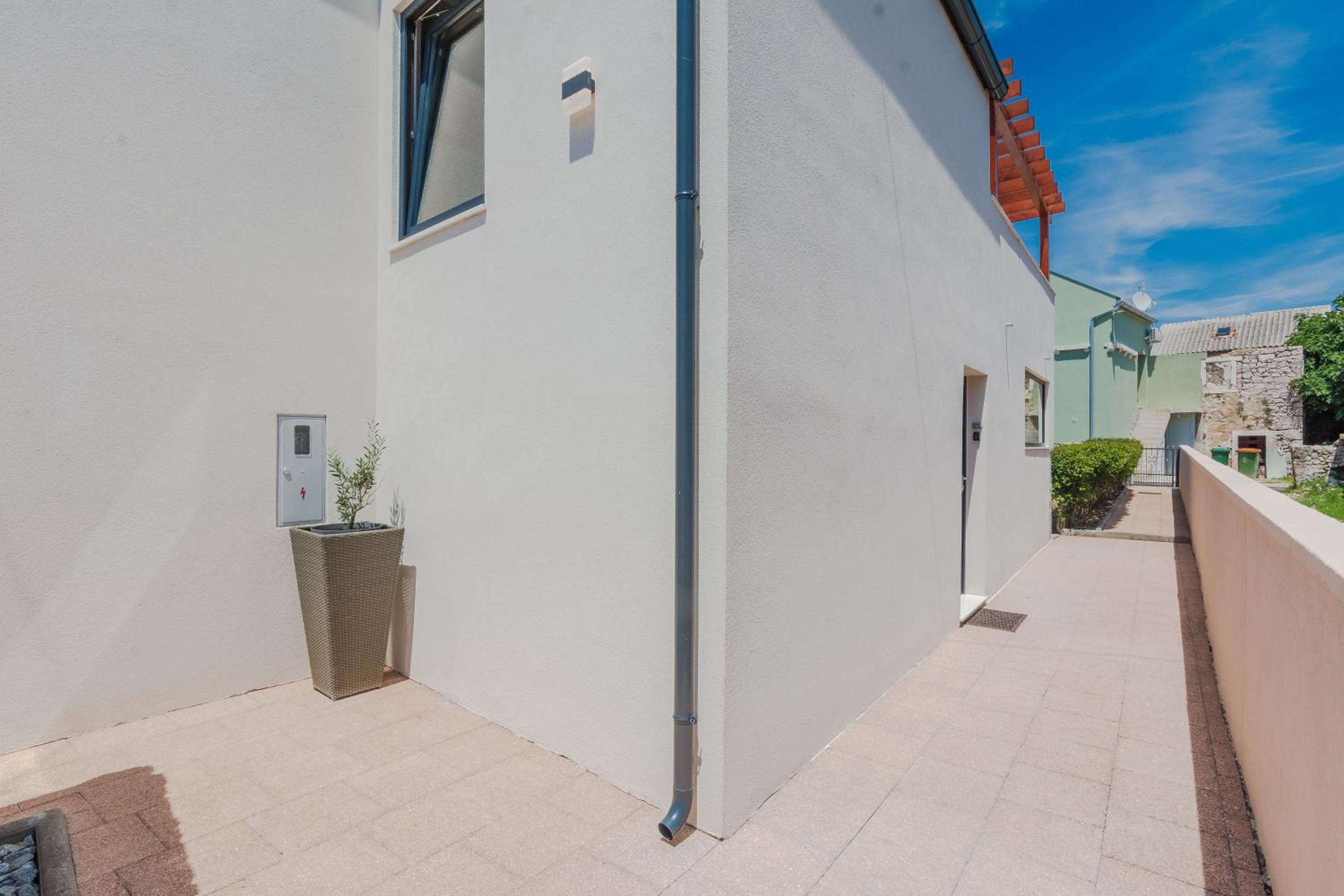 Photo 67