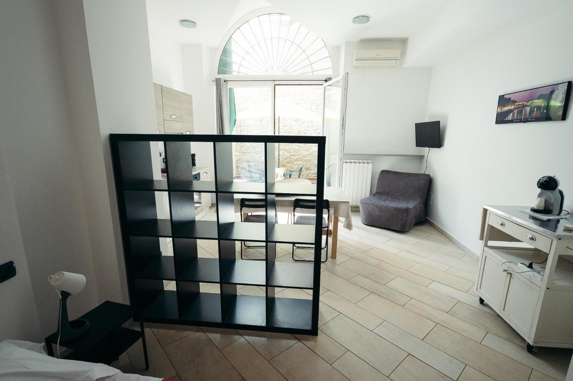 Amalia Apartment Via La Farina