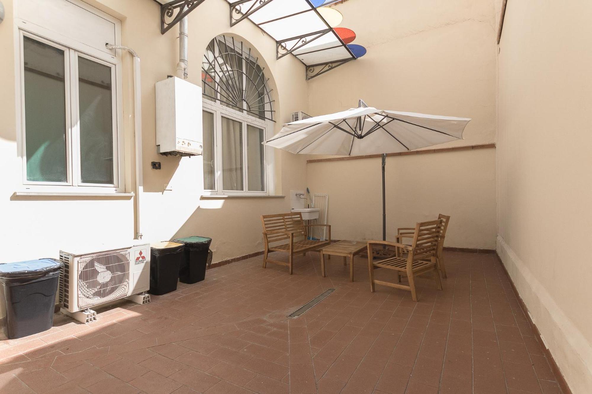 Amalia Apartment Via La Farina