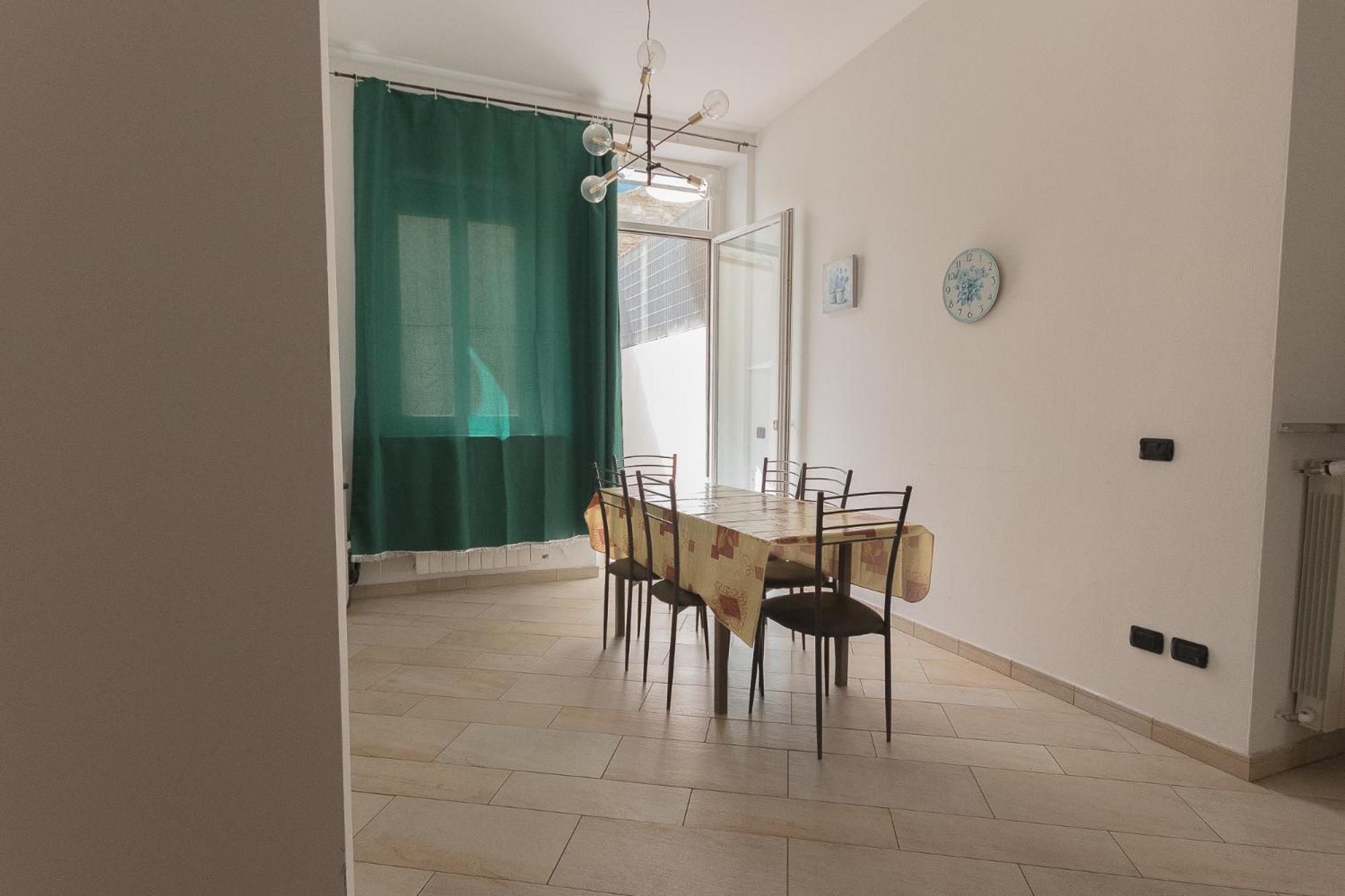 Amalia Apartment Via La Farina