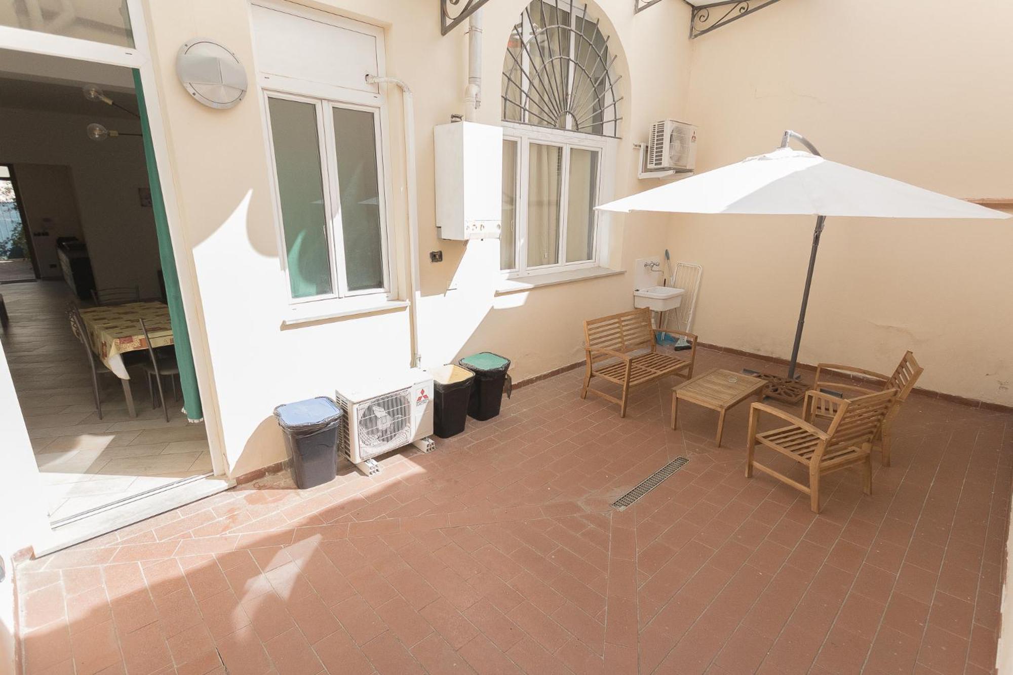 Amalia Apartment Via La Farina