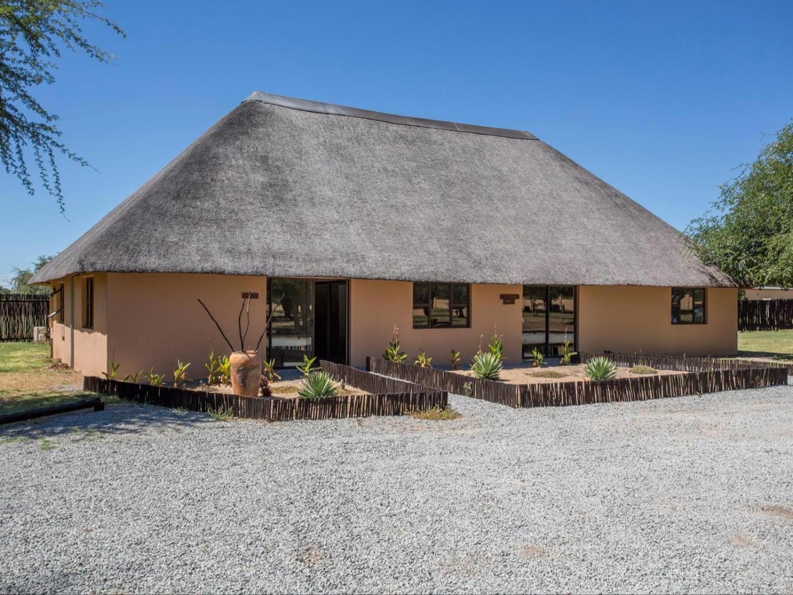 Kayova River Lodge