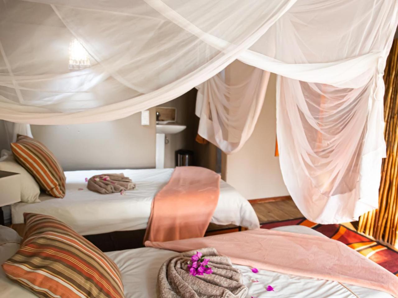 Kayova River Lodge