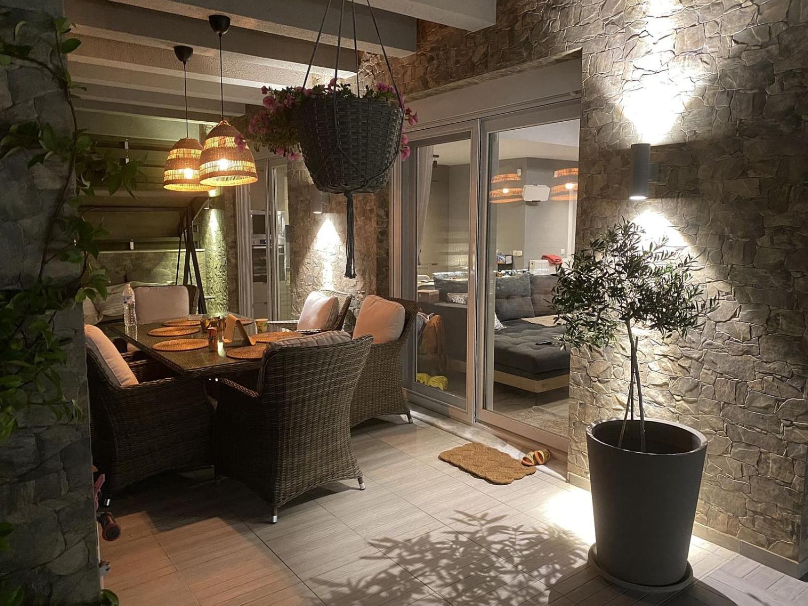 Villa ELi - Luxury Nature Getaway - Strategically located for Beach Exploration - Onsite Power for Electric Vehicle view 2