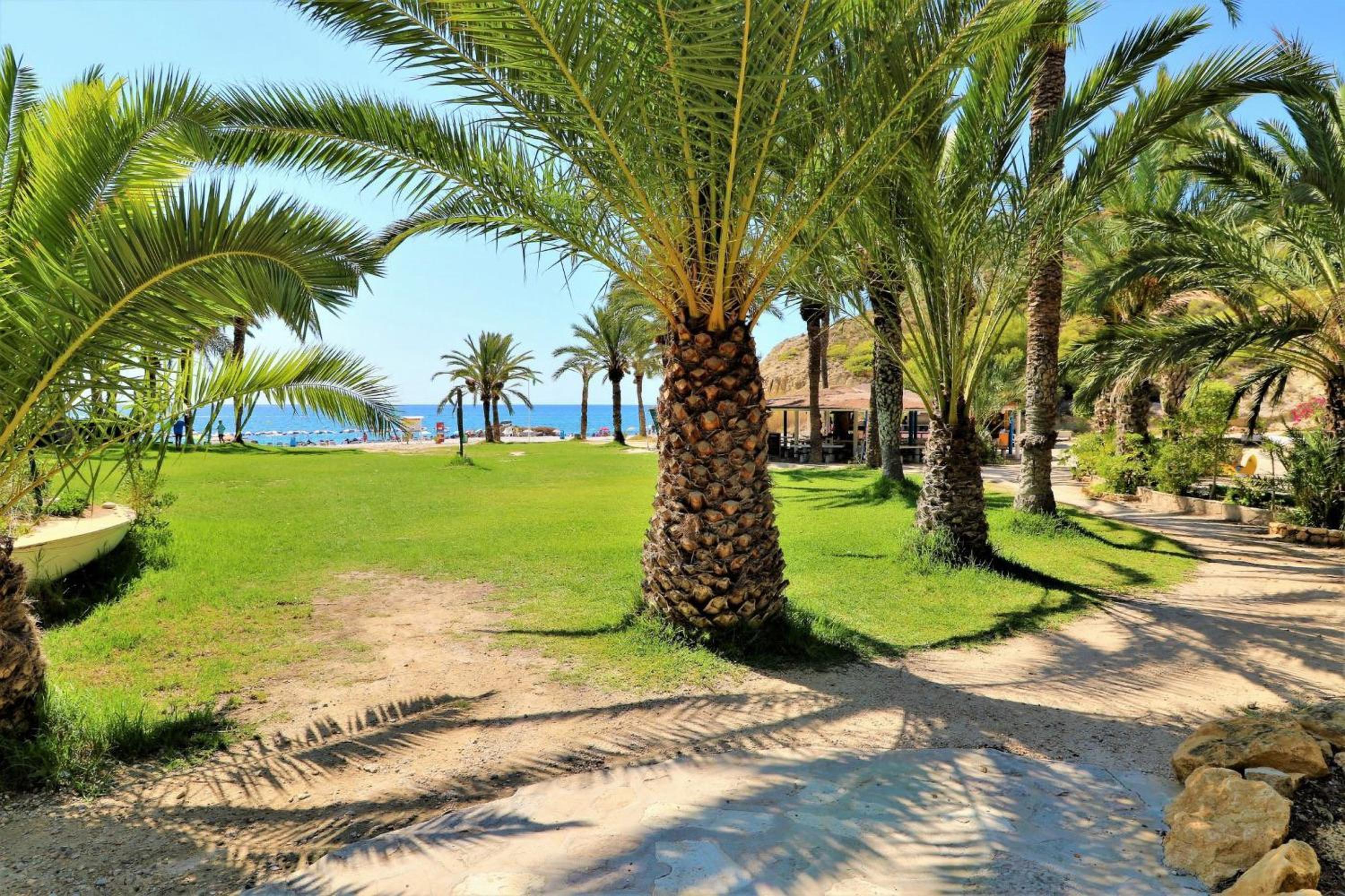 Eurotennis 4 Paradise Beach Apartments