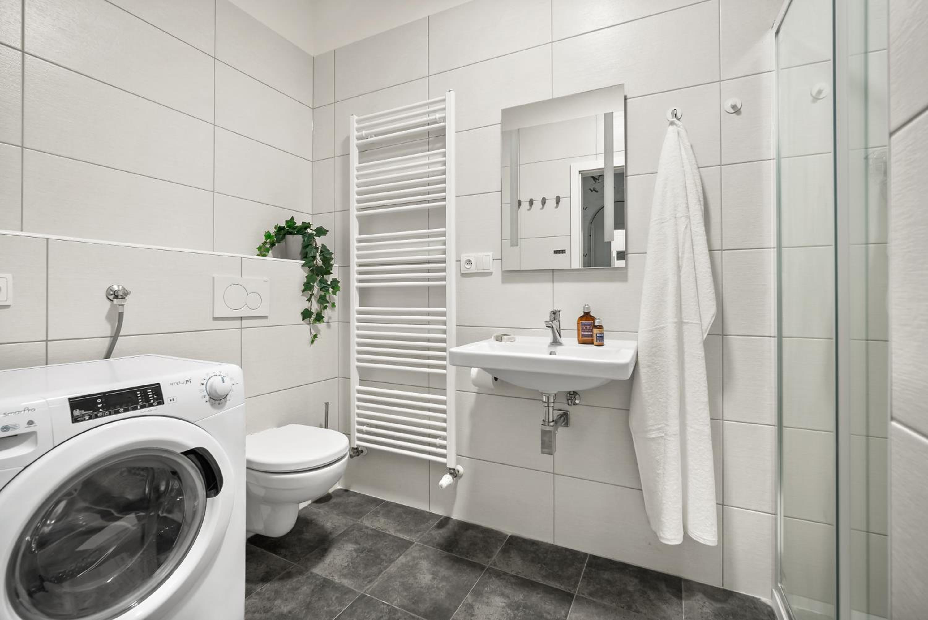 Enjoy Downtown Boutique Apartments #13 by goodnite cz