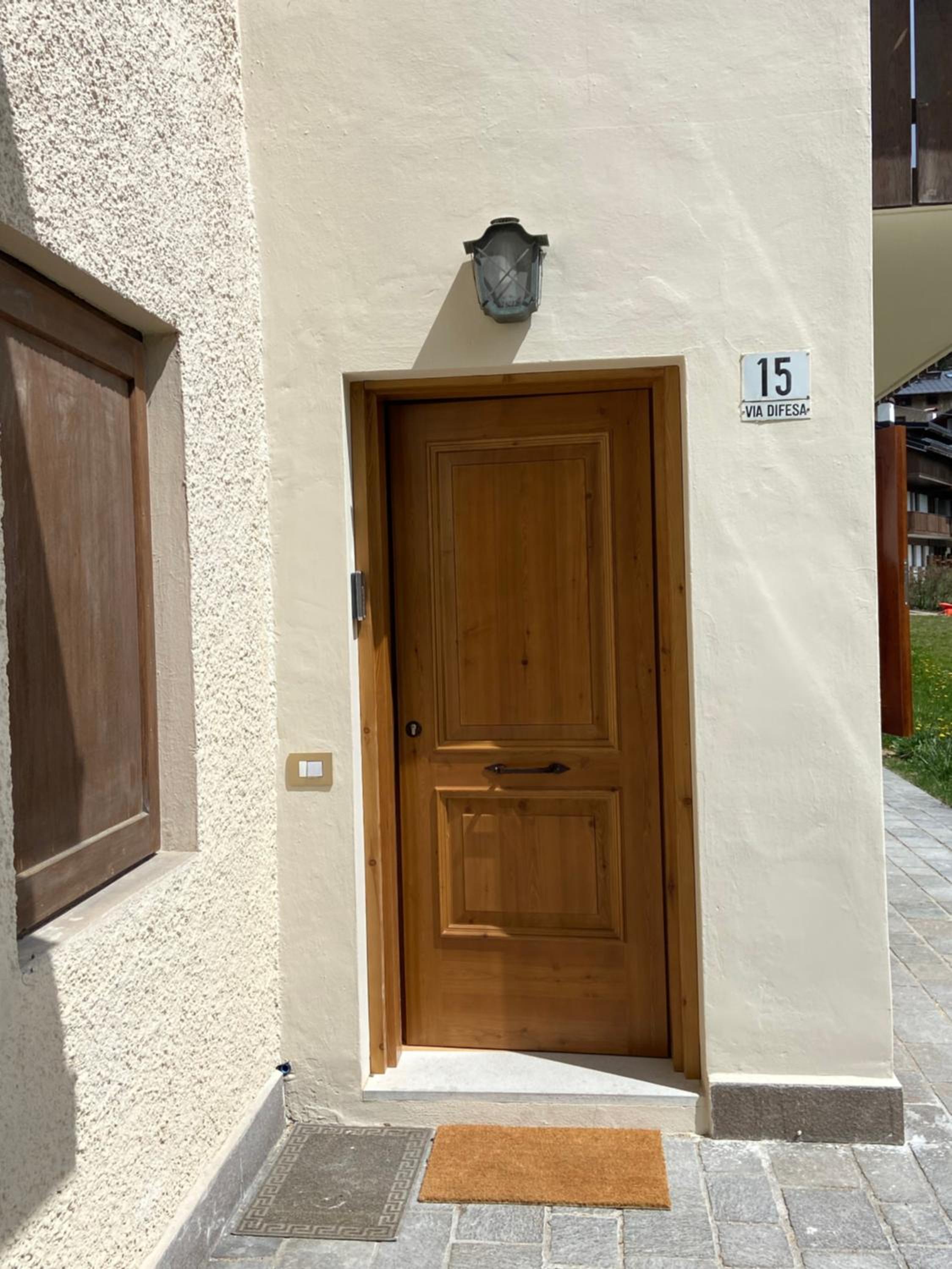 Cortina Center Design Apartment with Private Parking
