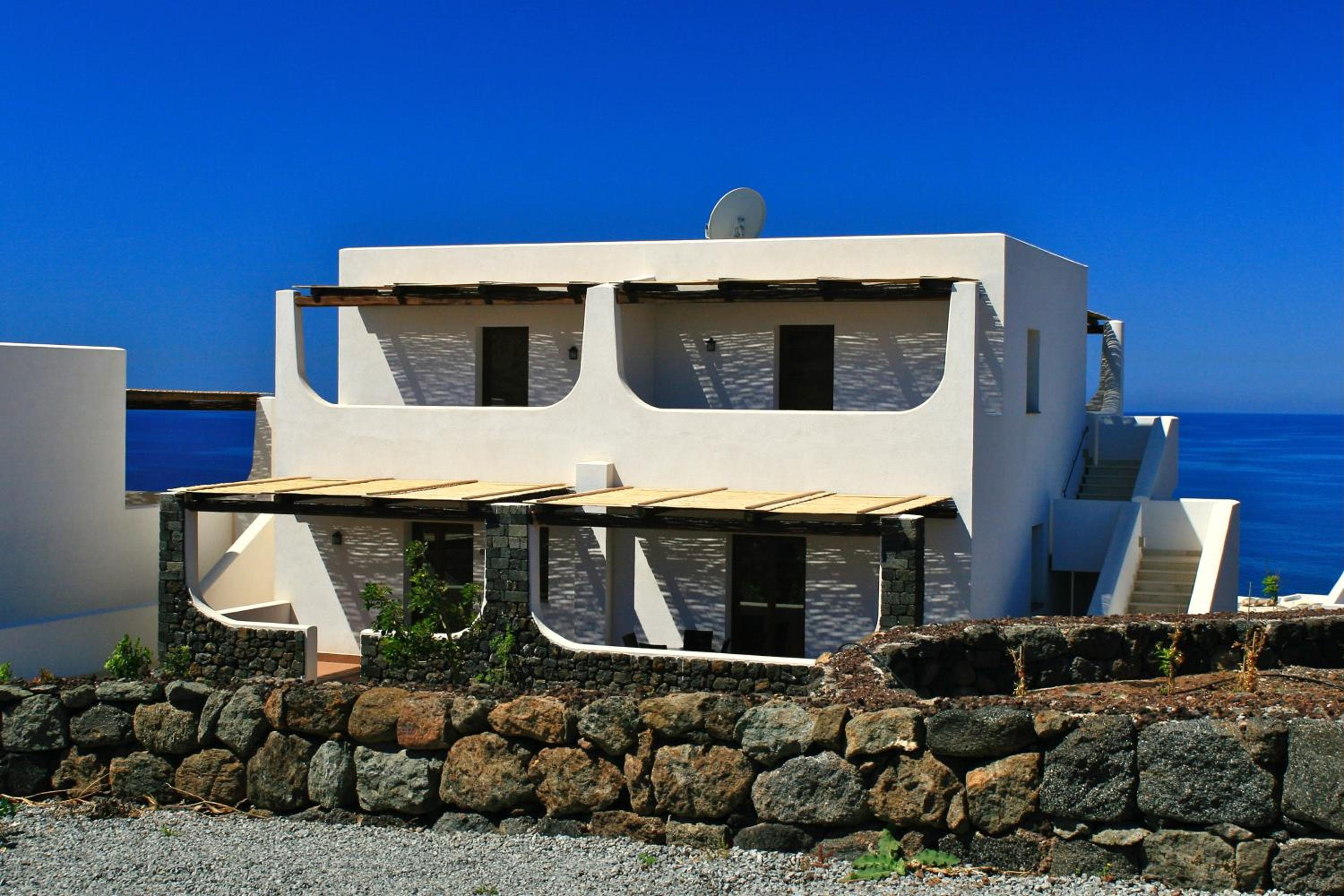 Kuddie Rosse Eco-Friendly Residence view 3