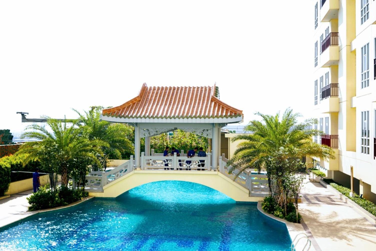 2BR Lucky Tower Residence Jakarta Old Town Top Floor Condo view 3