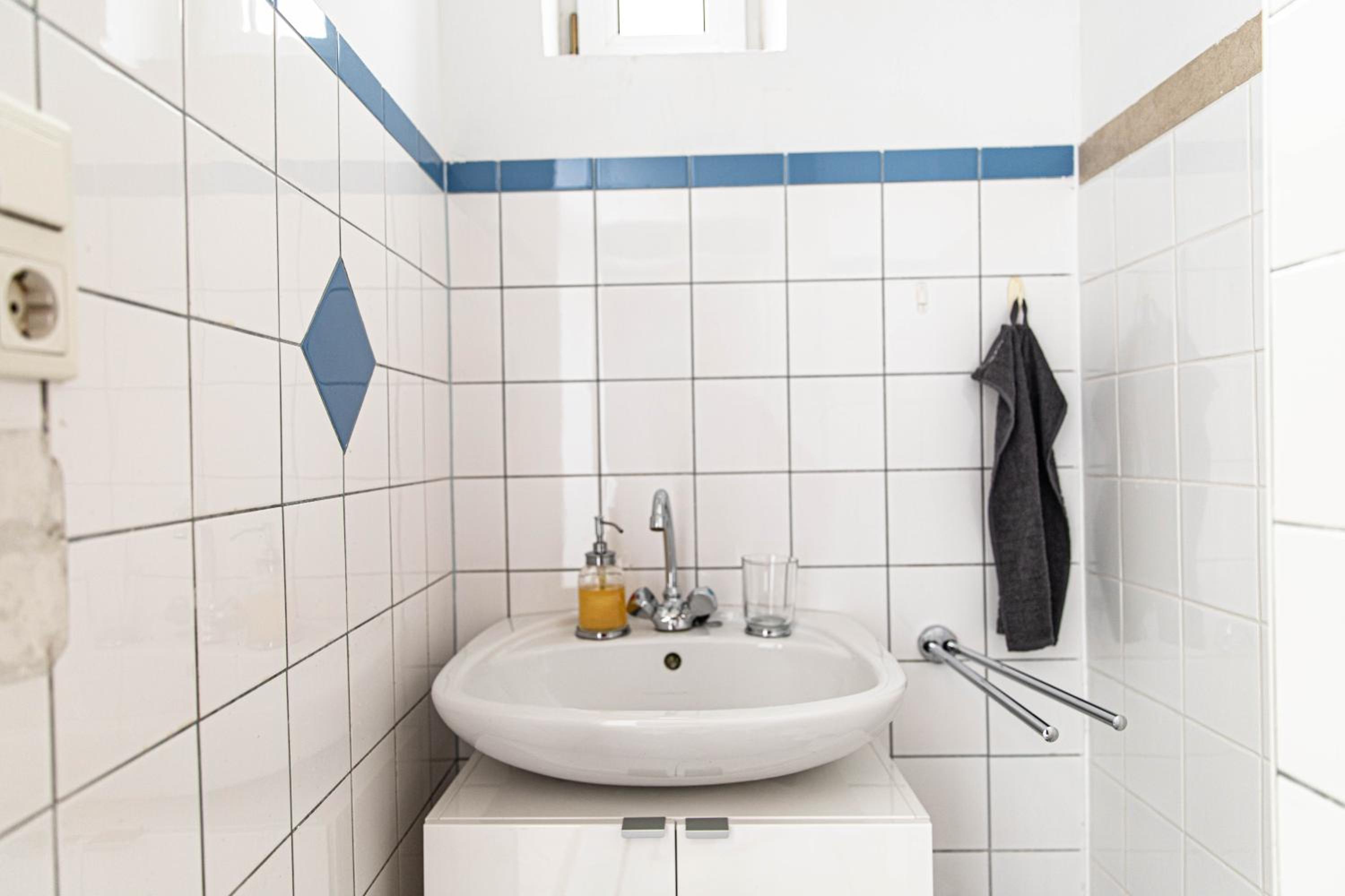 Spacious Apartments, 3 min to U1 Reumannplatz