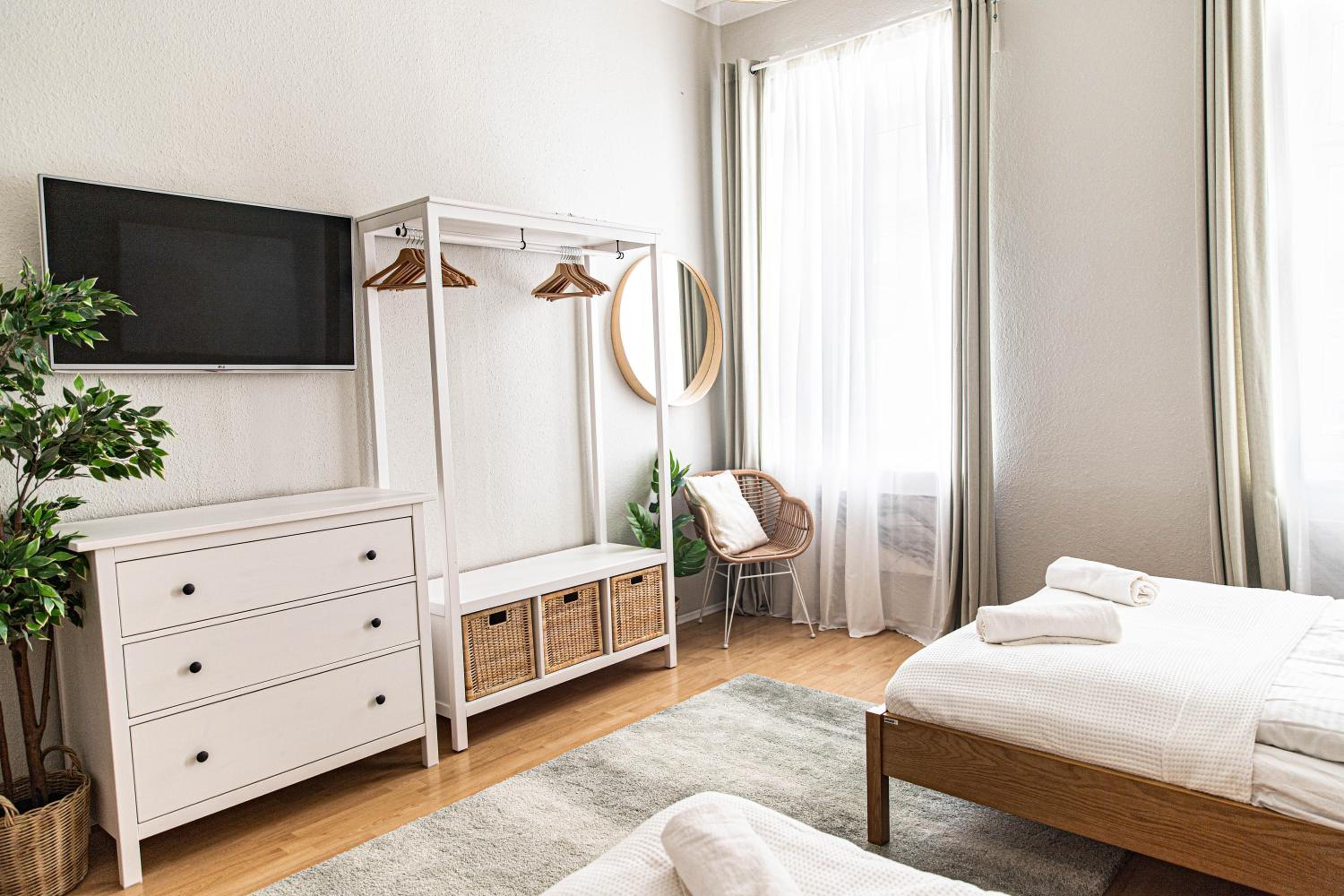 Spacious Apartments, 3 min to U1 Reumannplatz