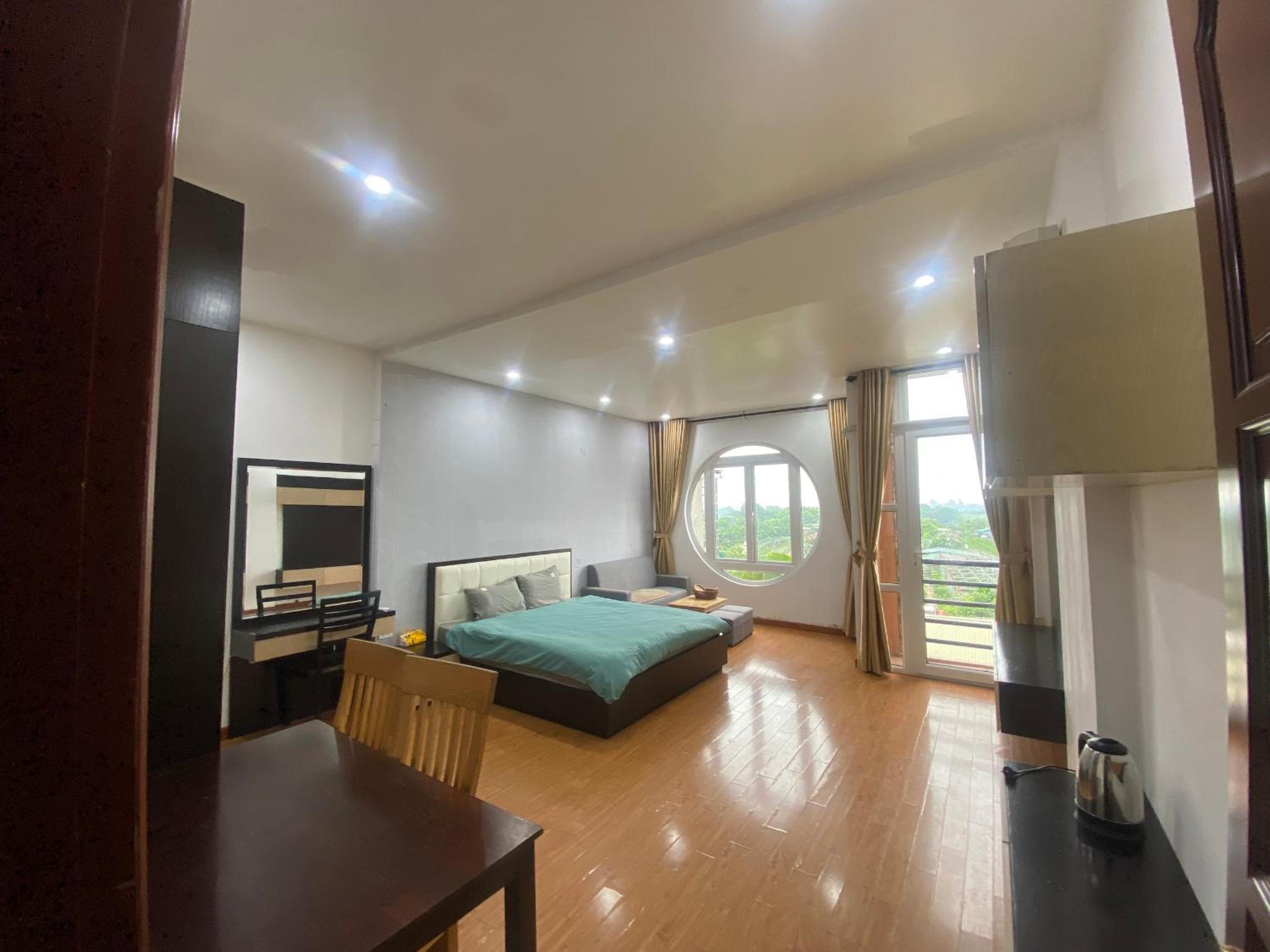 AN HOMESTAY