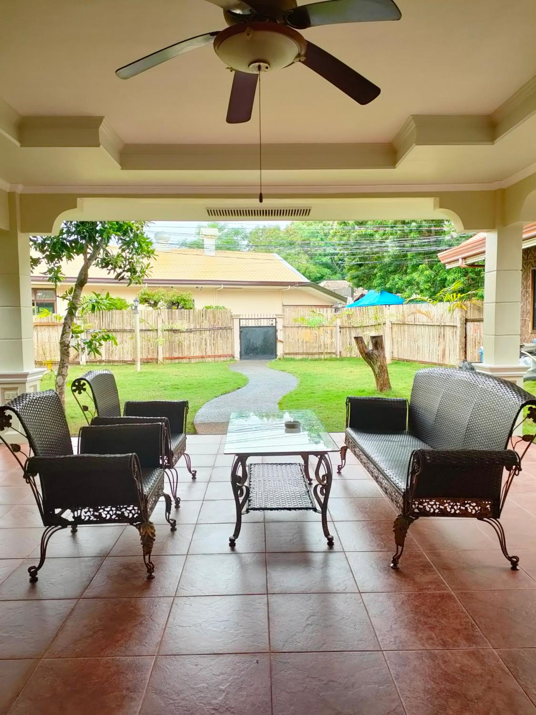 DMC1 Residence Panglao view 3