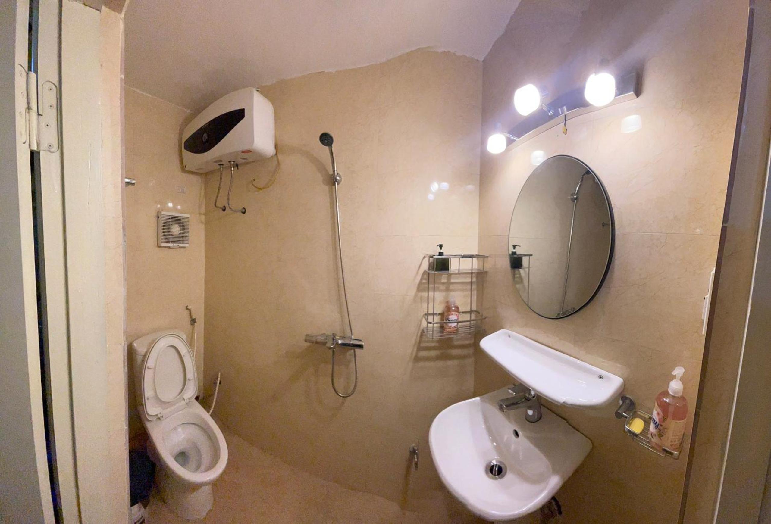Photo 11