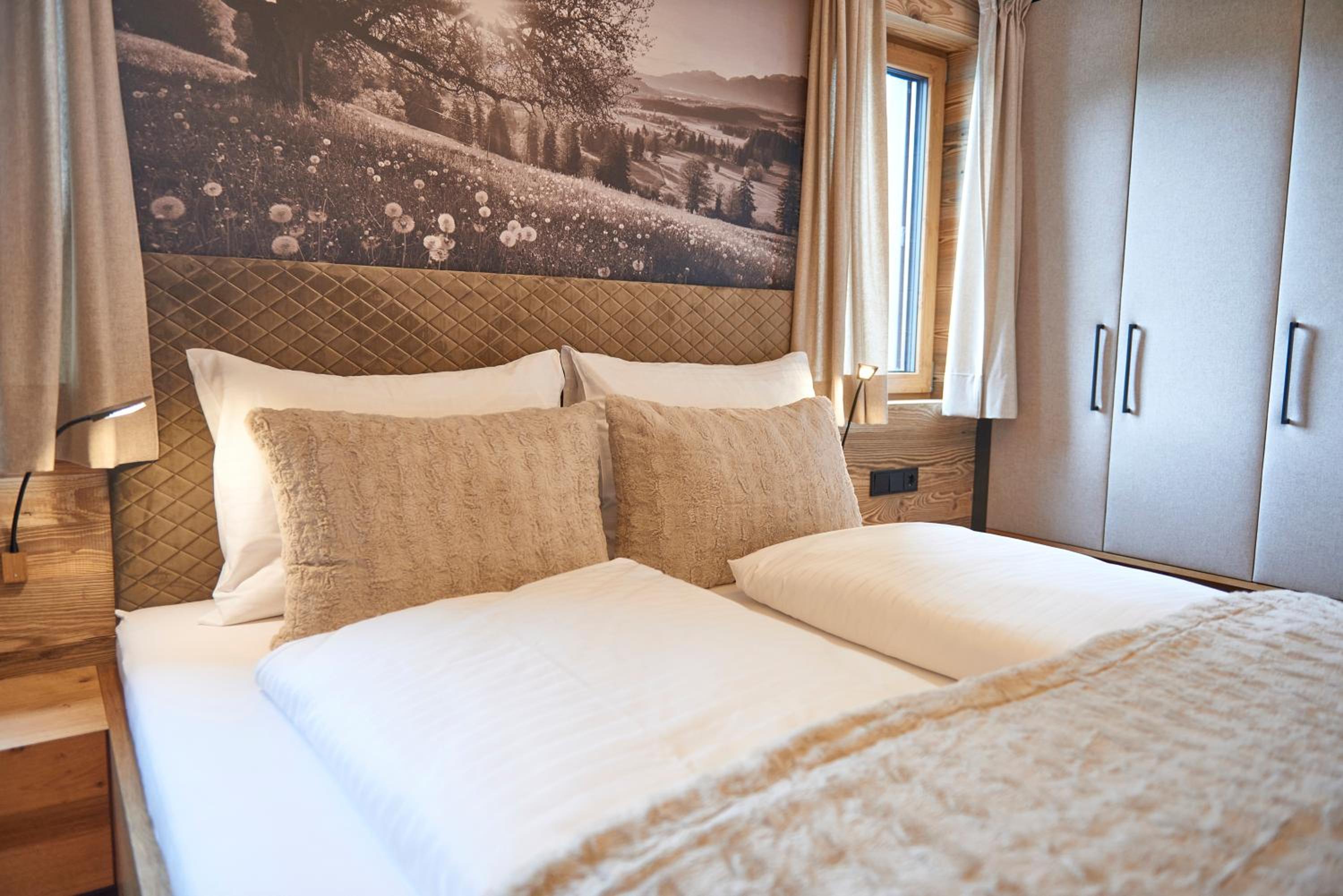 Penthouse Suite by Brugger