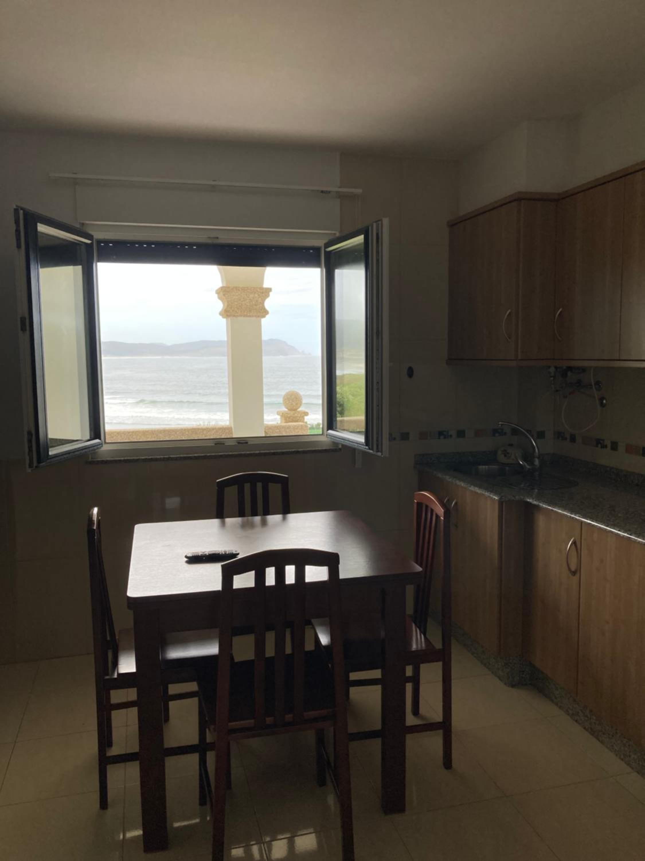 Apartamentos Playa de Nemiña