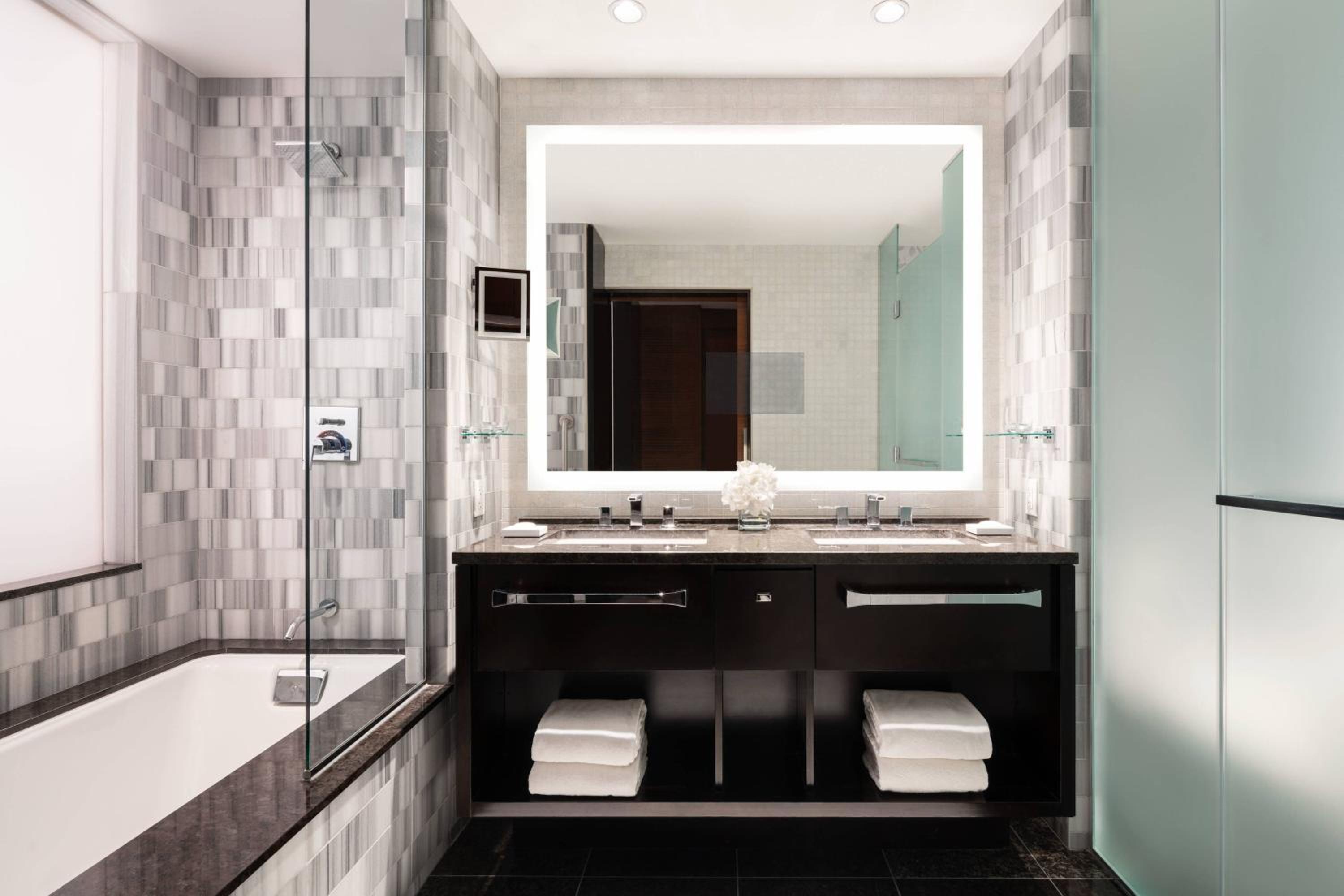 The Ritz-Carlton, Los Angeles L.A. Live