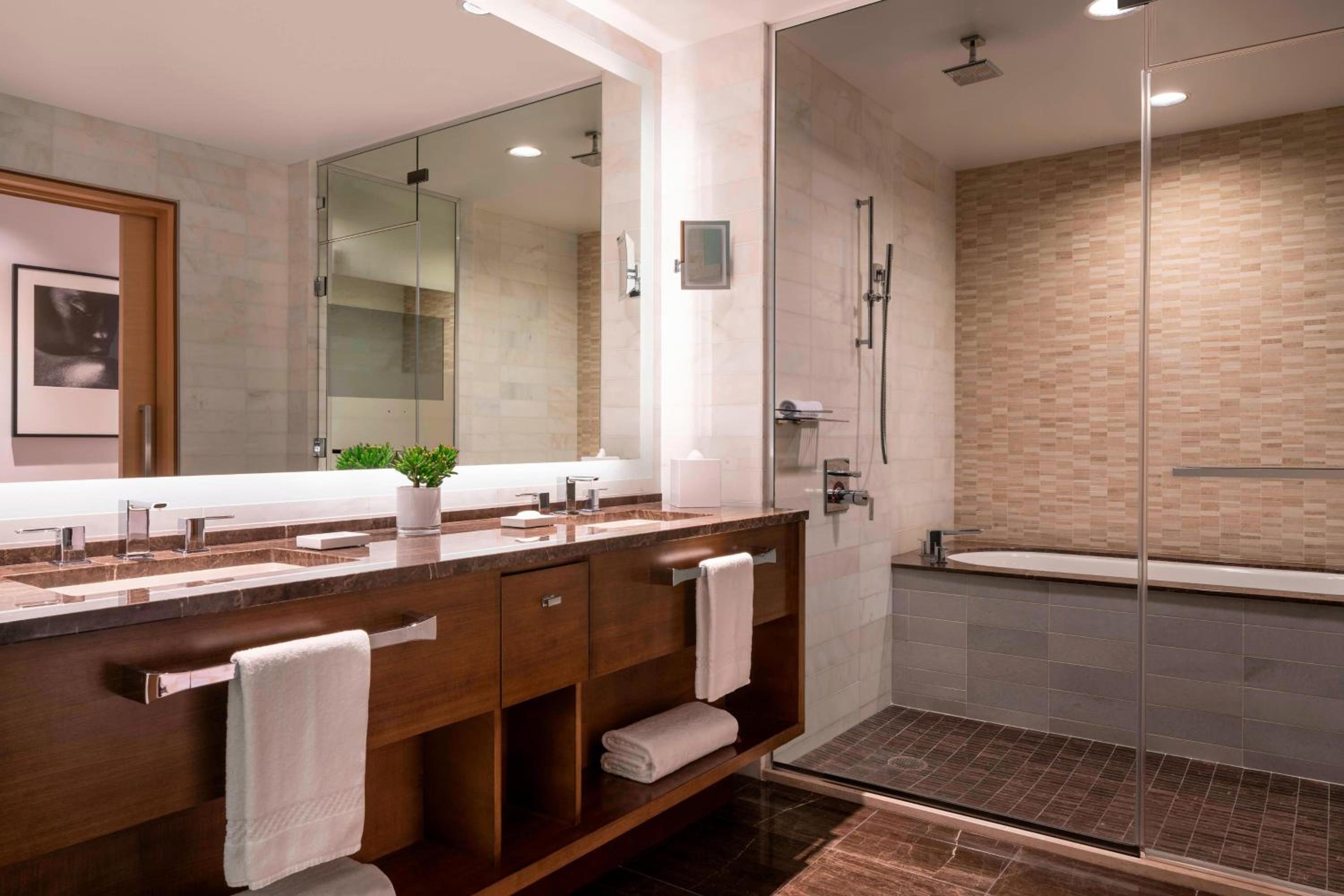The Ritz-Carlton, Los Angeles L.A. Live
