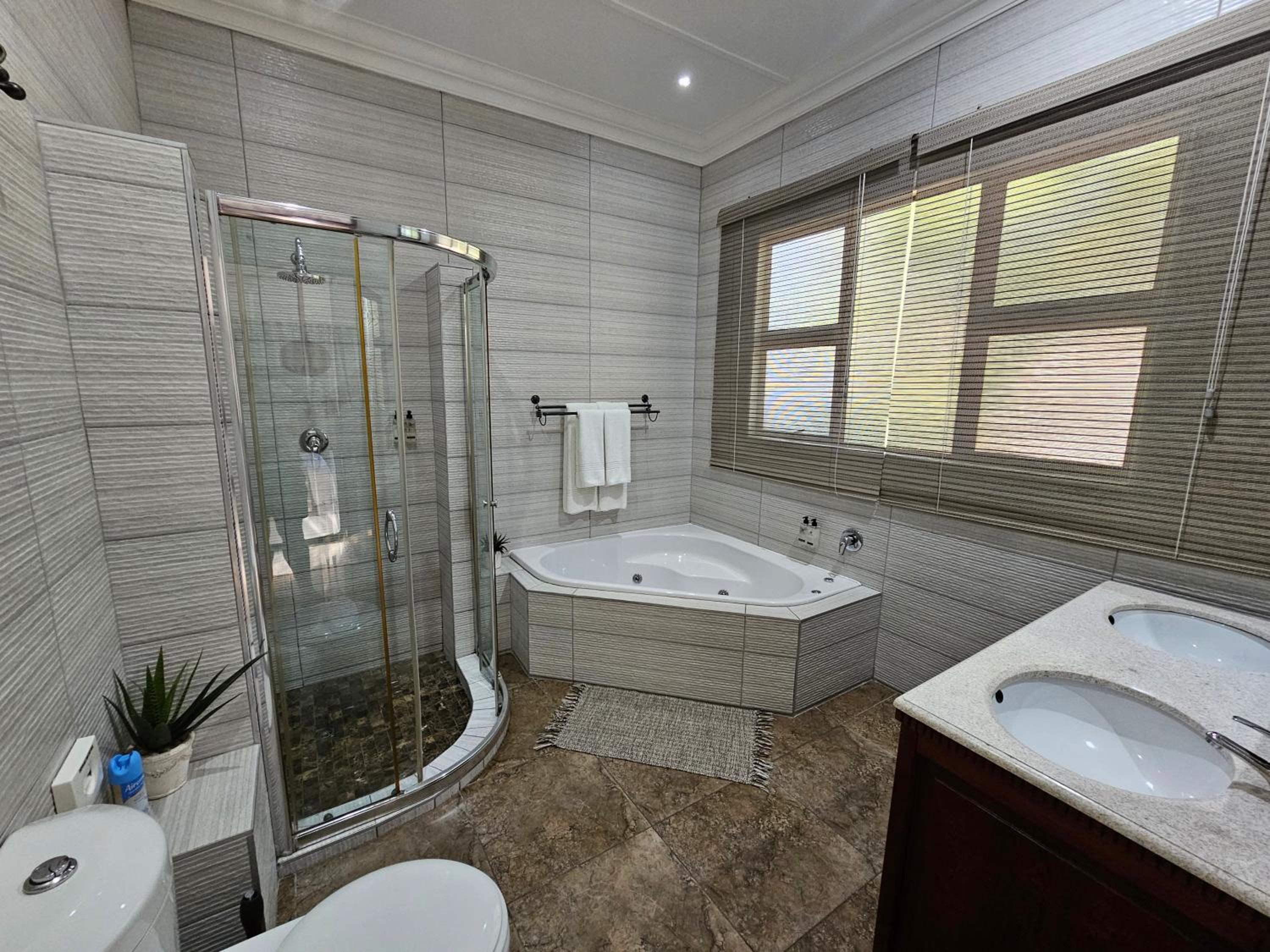 Leopard Corner Lodge